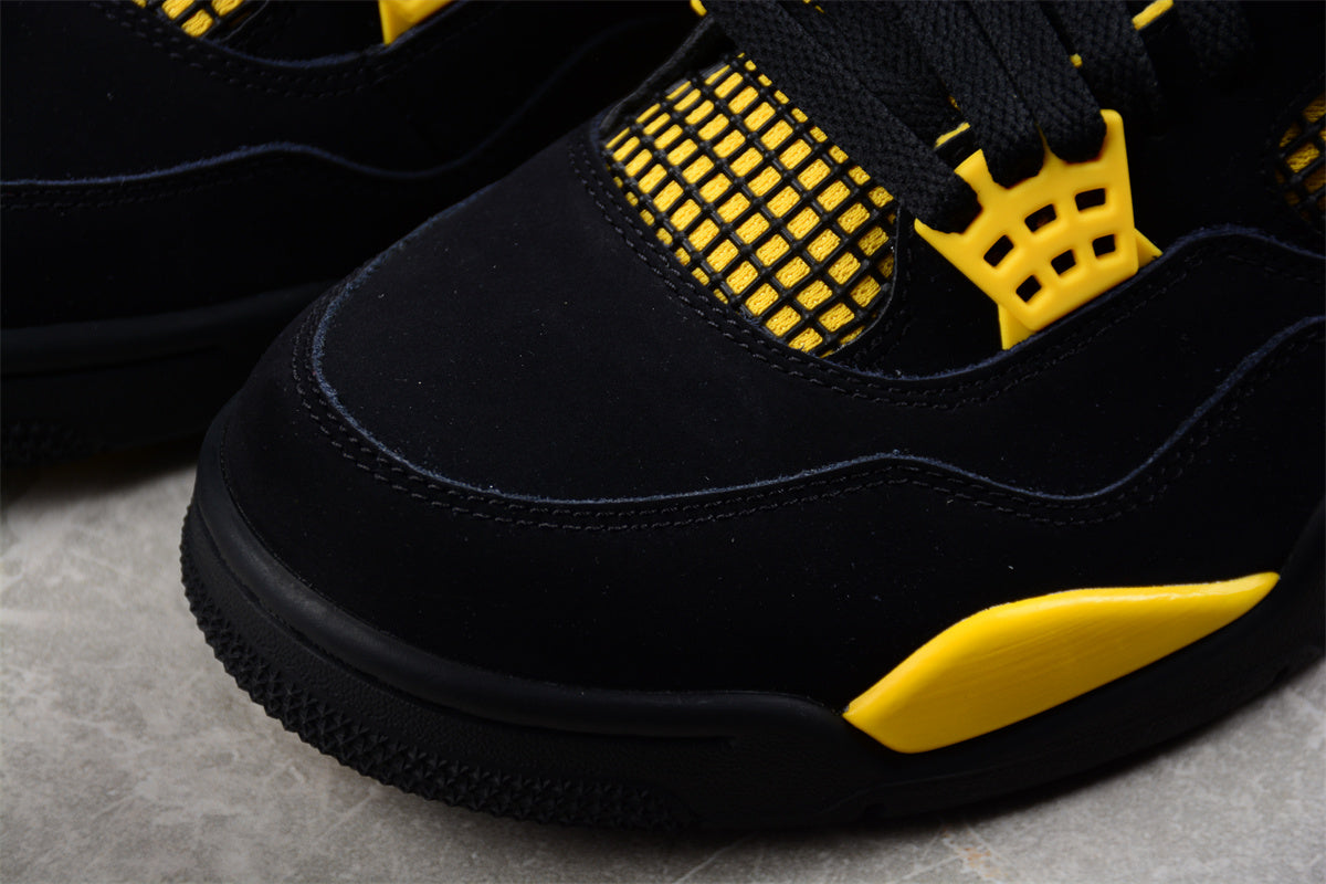 Jordan 4 Retro Thunder