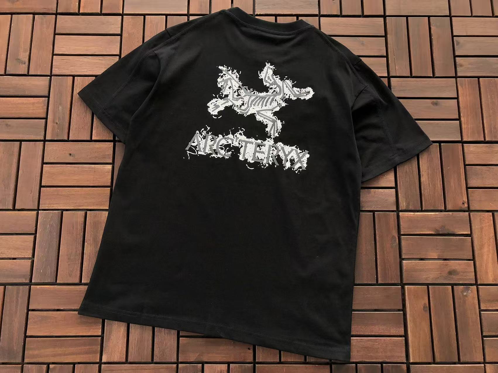 Arc'teryx T-Shirt
