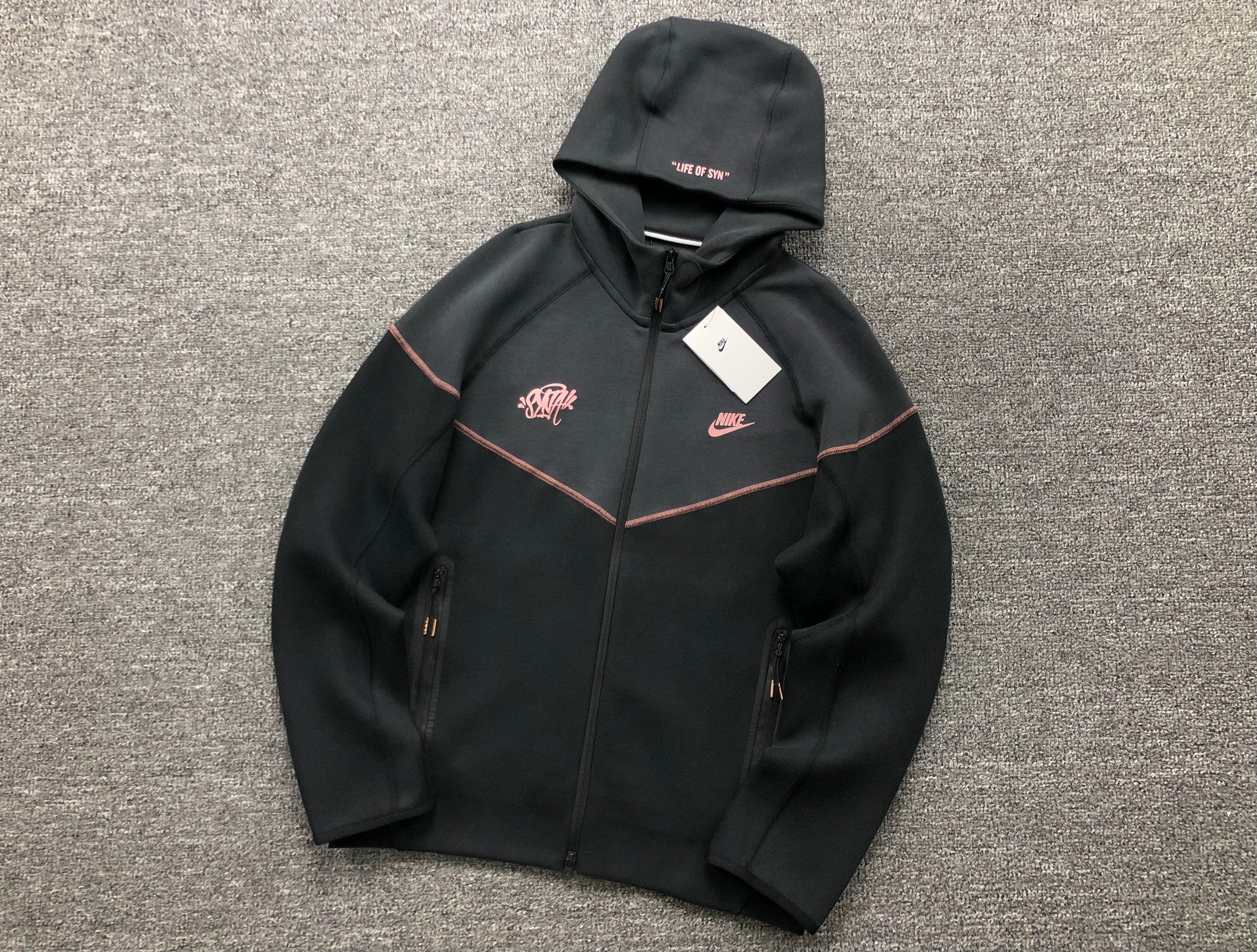Syna wrld x Nike tech fleece tracksuit