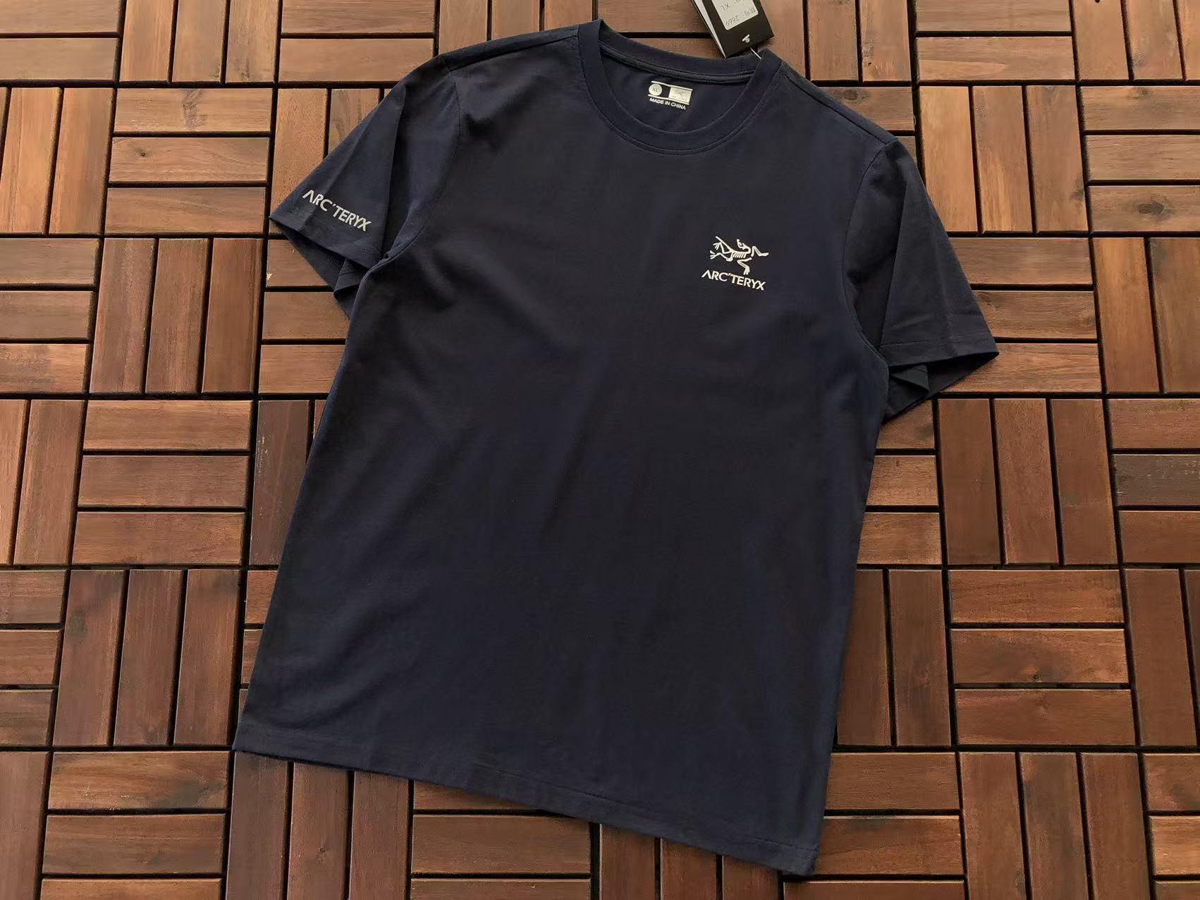 Arc'teryx T-Shirt