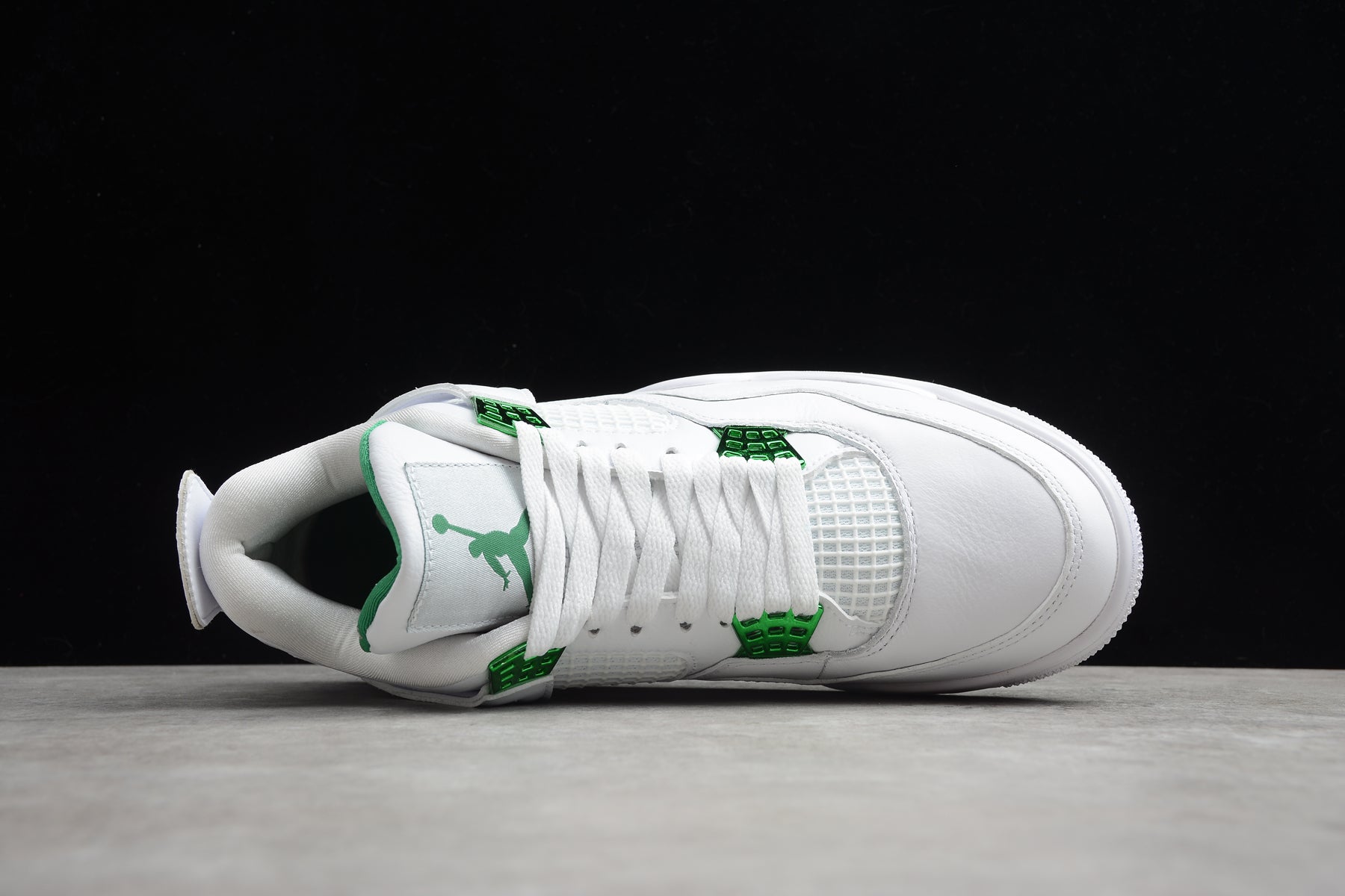 Jordan 4 Retro Metallic Green