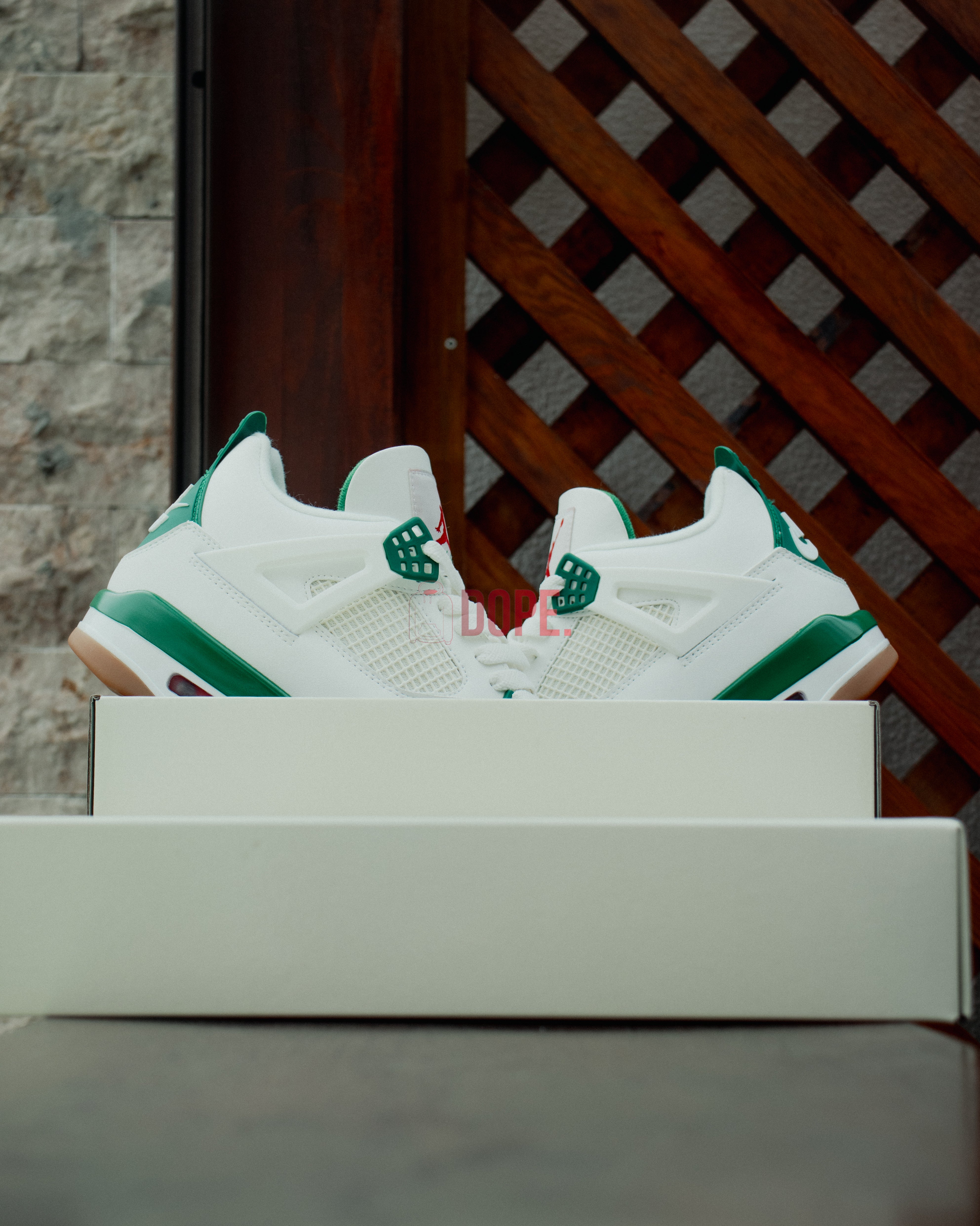 Jordan 4 Retro SB Pine Green