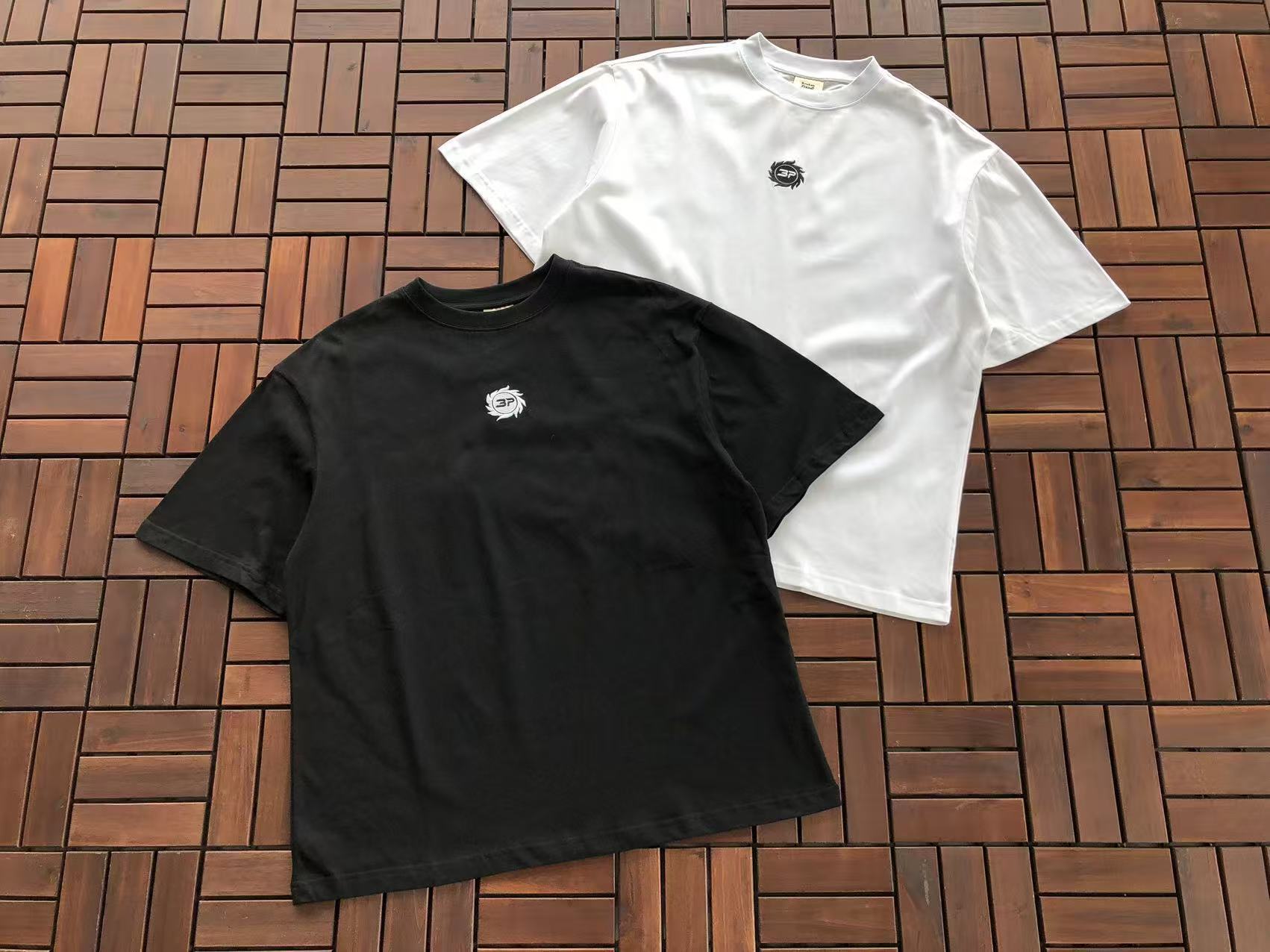 T-Shirt Broken Planet