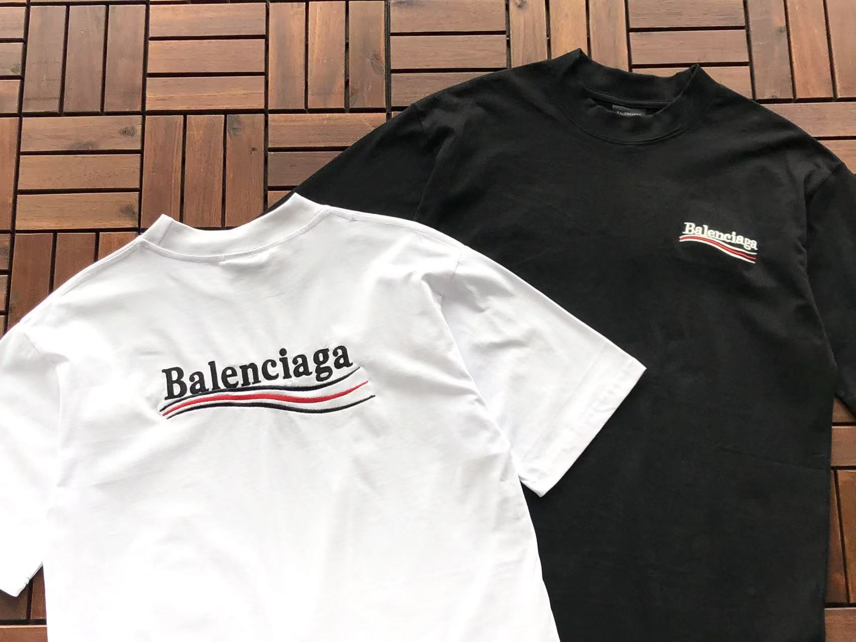 T-Shirt Balenciaga