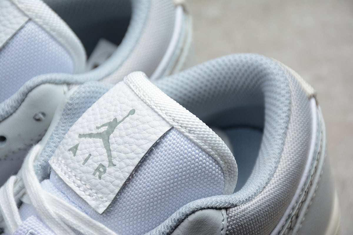 Jordan 1 Low PRM Smoke Grey Elephants