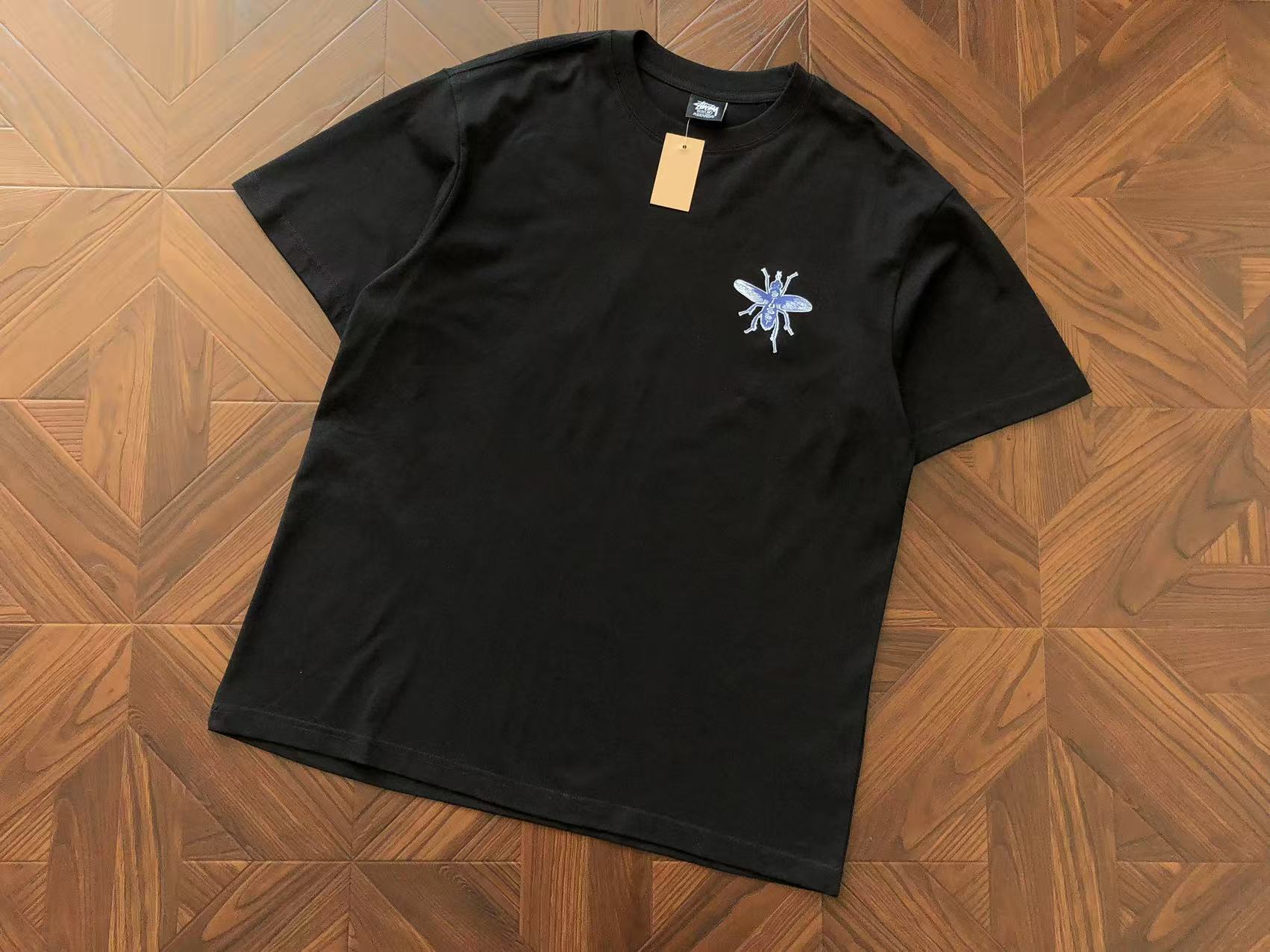 T-Shirt Stussy