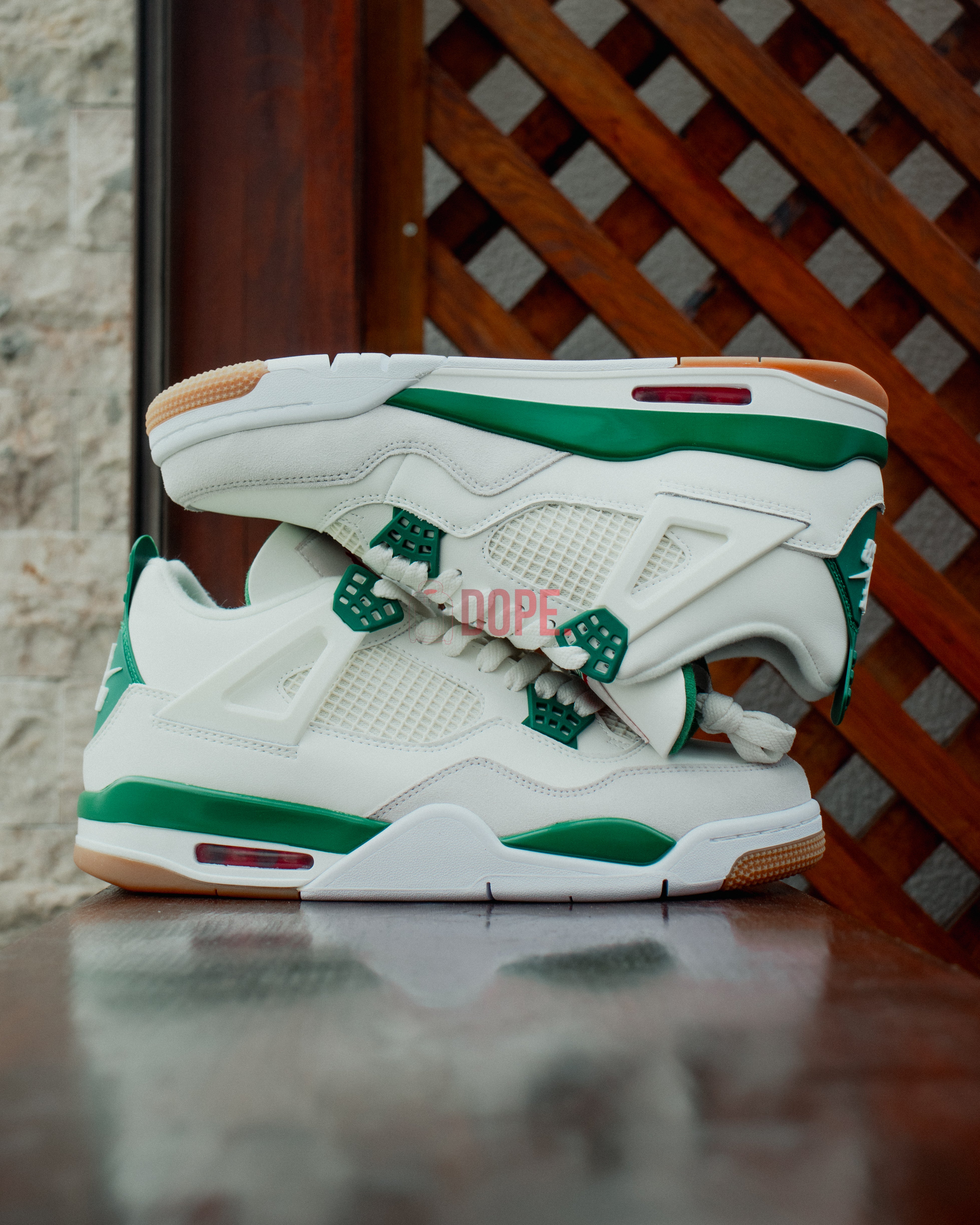Jordan 4 Retro SB Pine Green