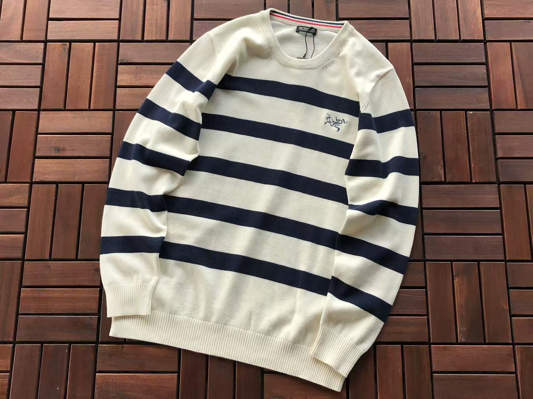 Arc'teryx Sweat