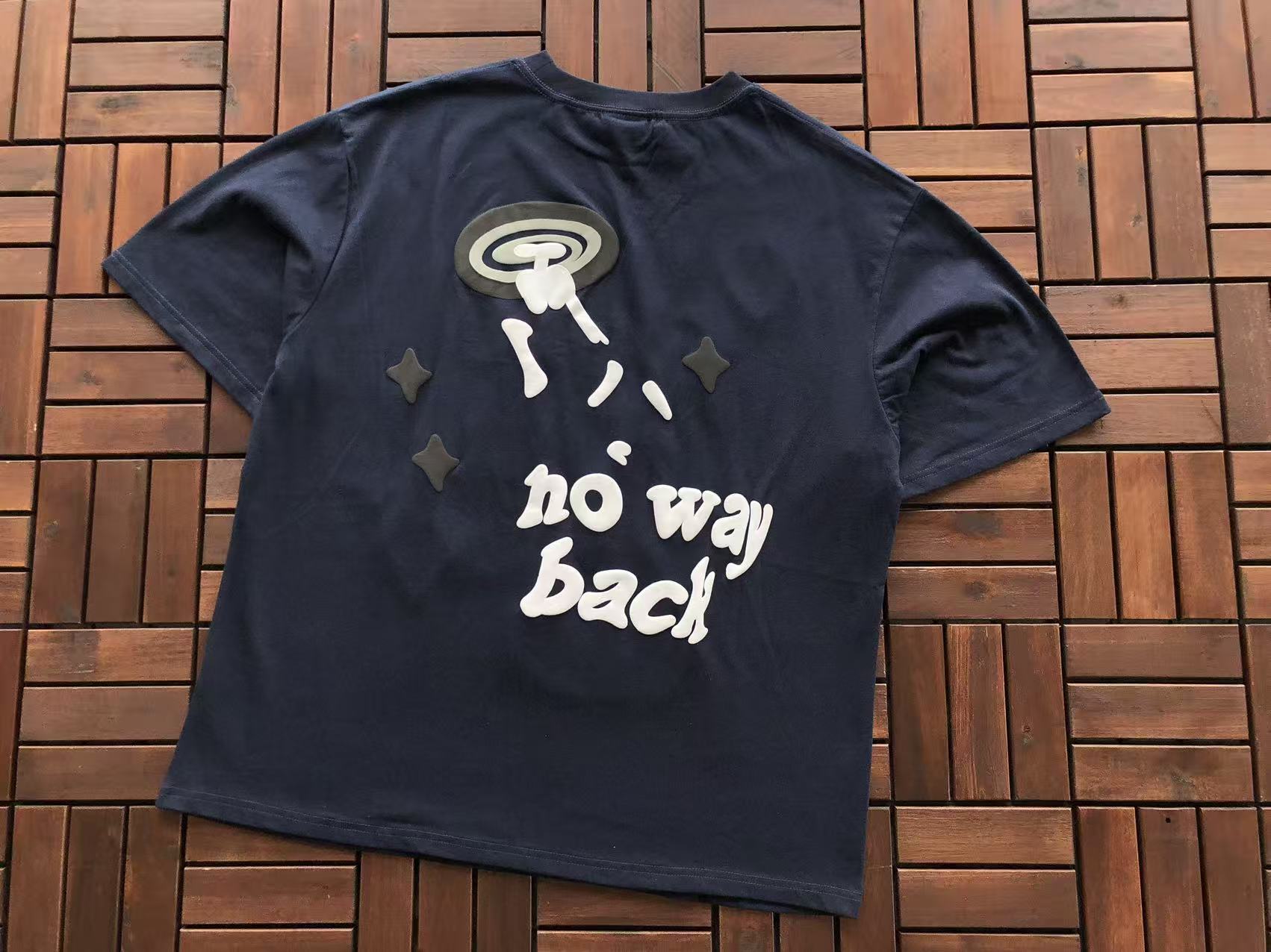 T-Shirt Broken Planet
