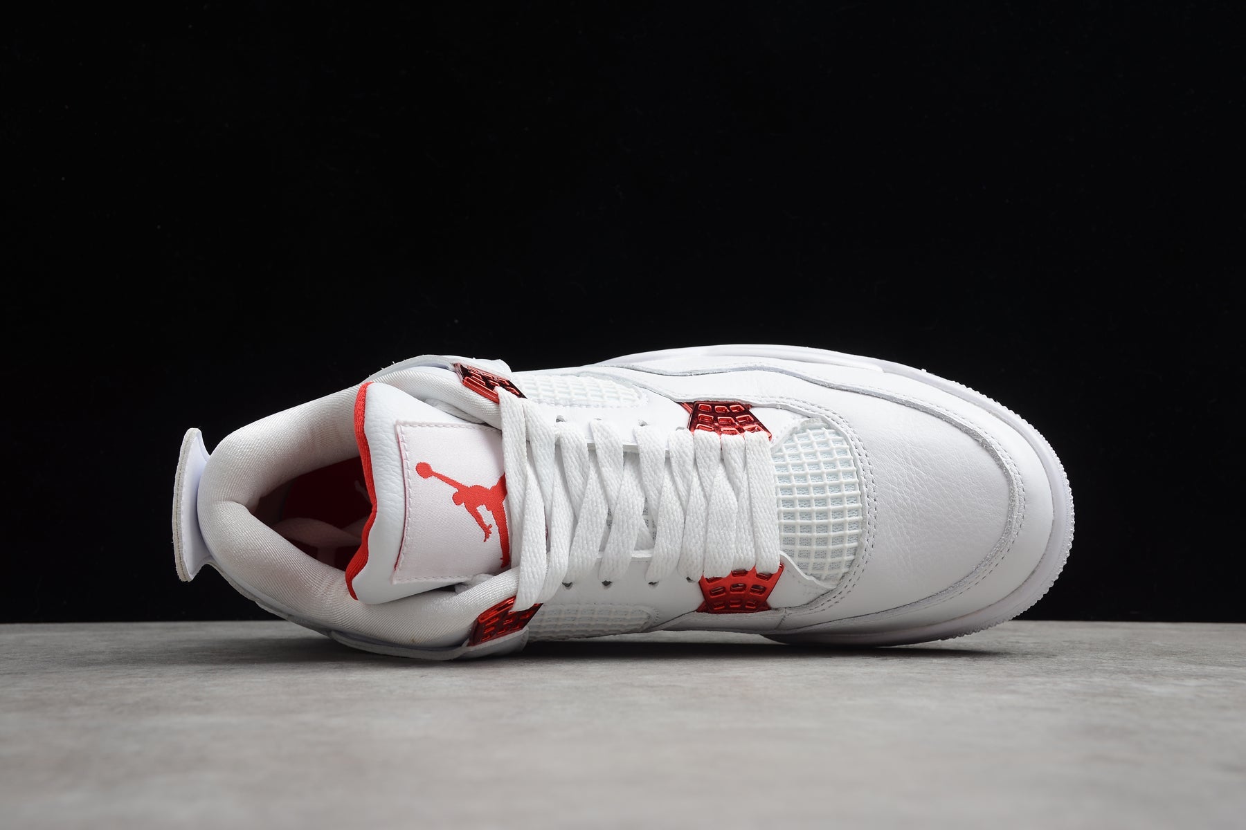 Jordan 4 Retro Metallic Red