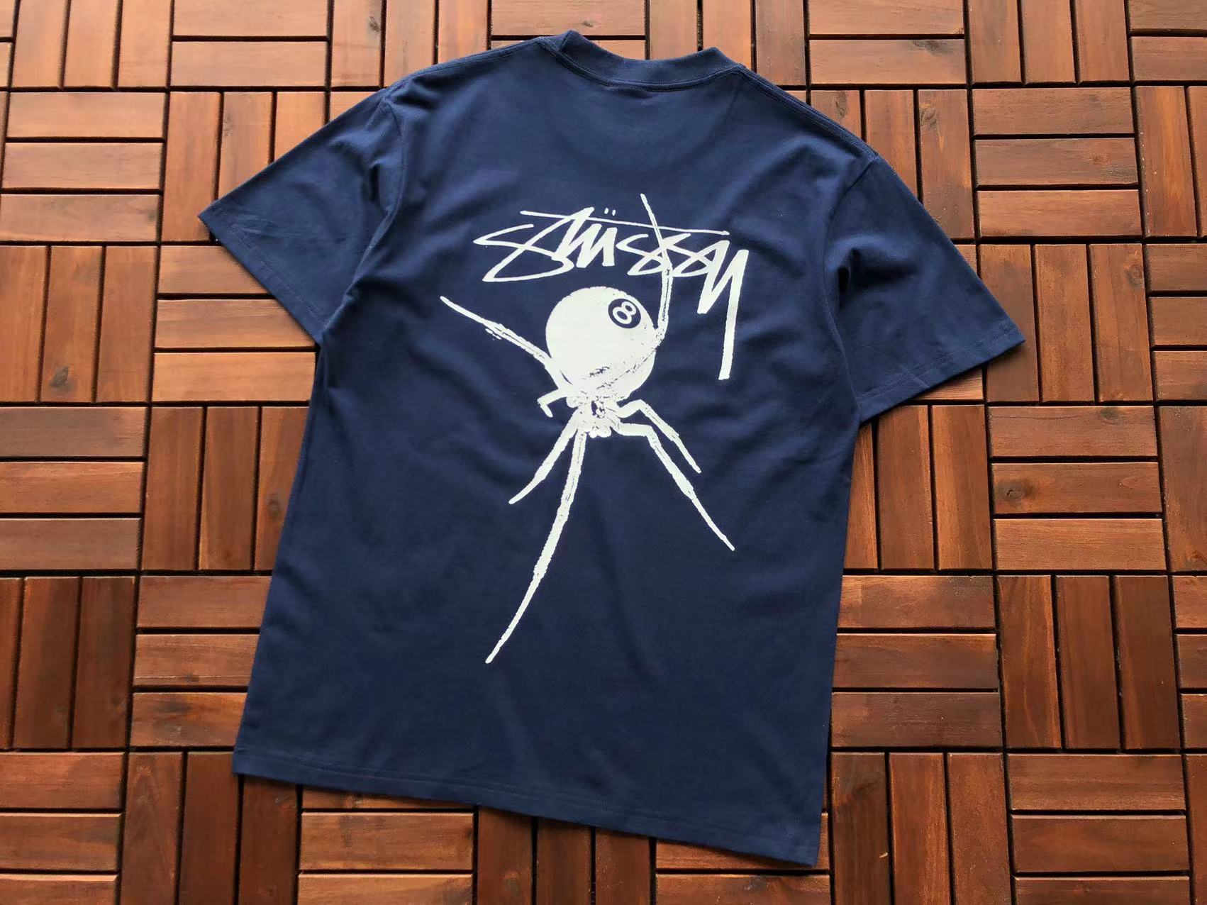T-Shirt Stussy