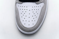 Jordan 1 Retro High Light Smoke Grey