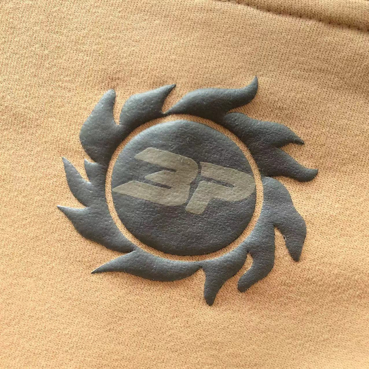 Broken Planet Hoodie "off the grid"
