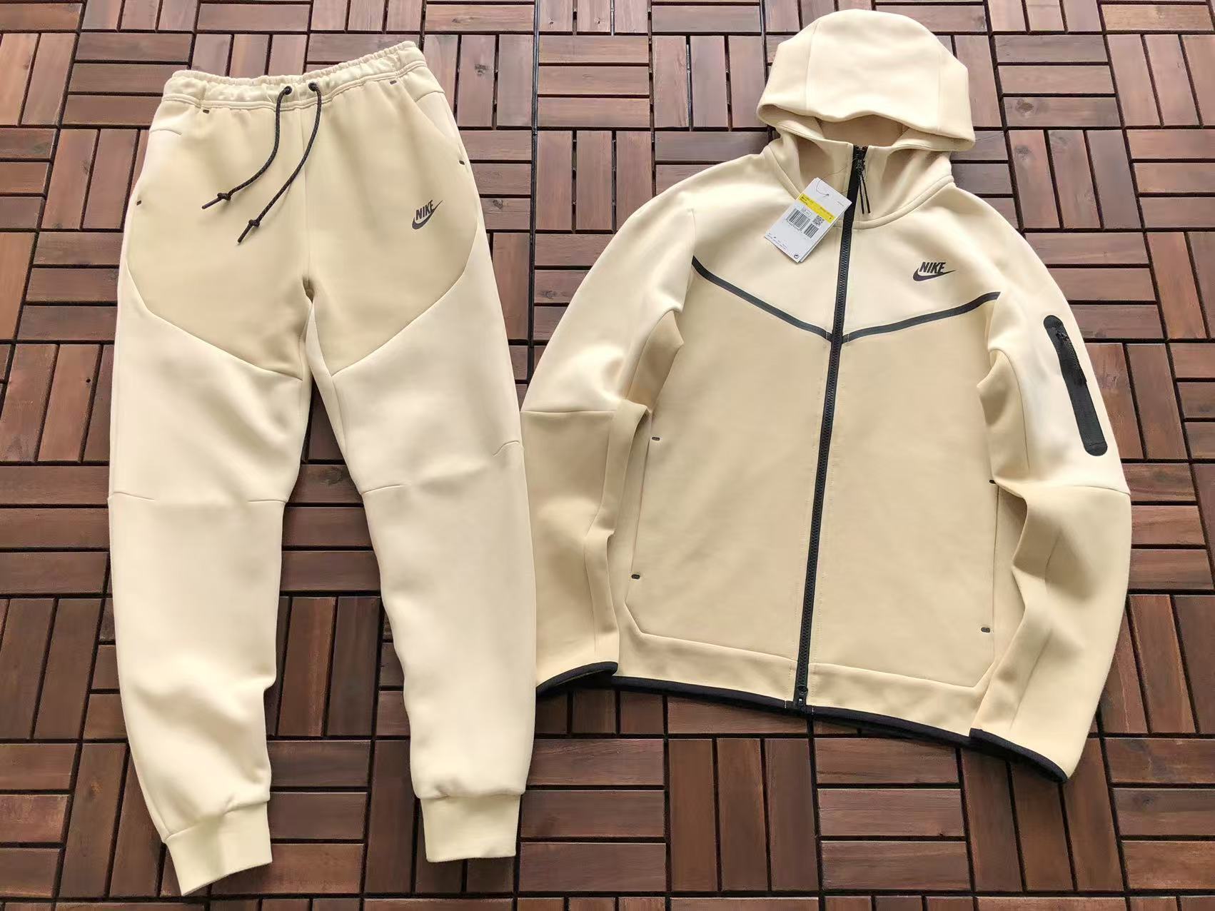Nike Tech Fleece Tracksuit