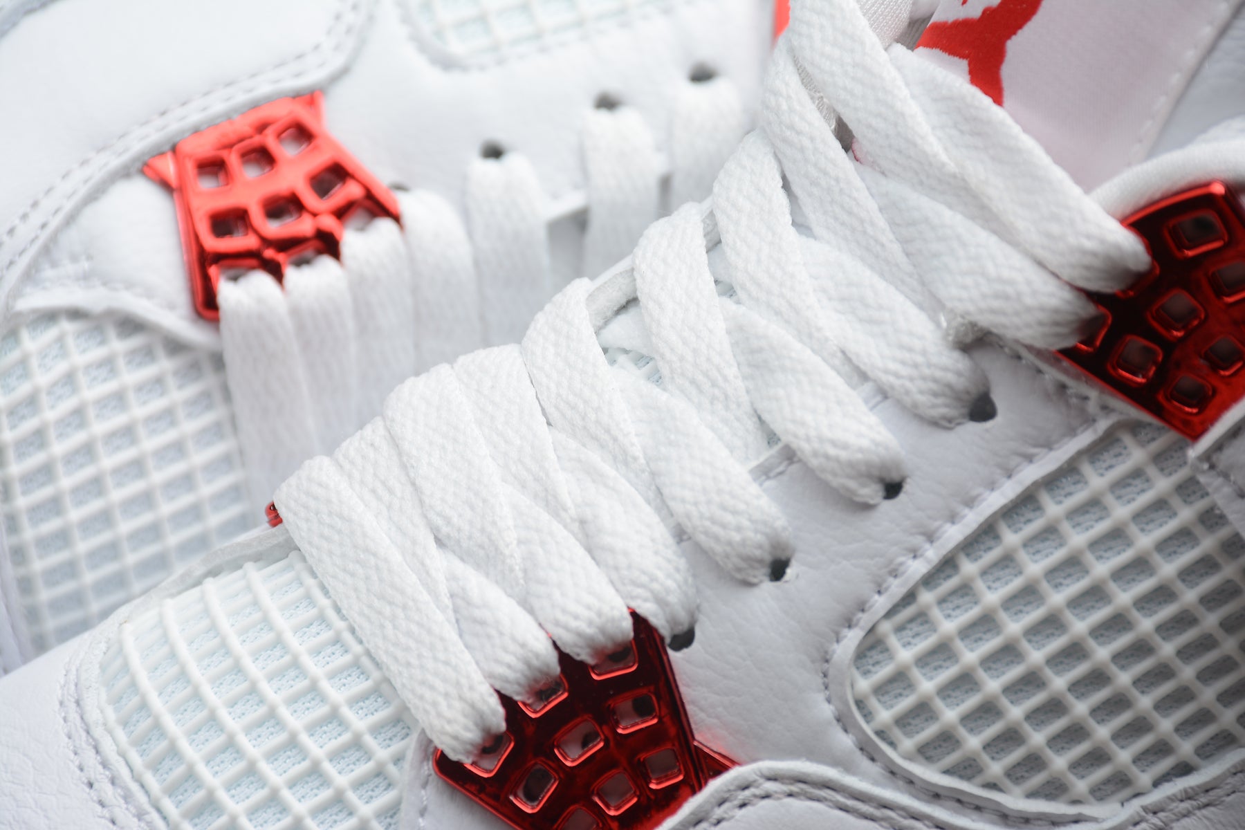 Jordan 4 Retro Metallic Red