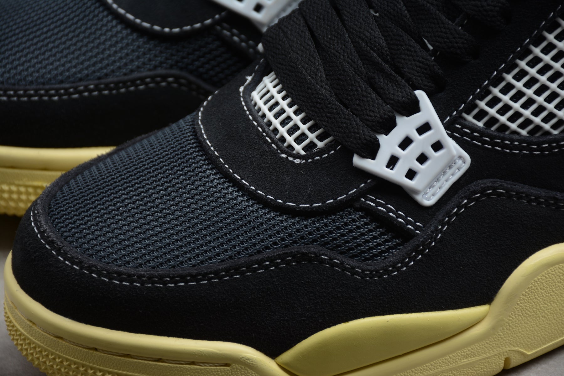 Jordan 4 Retro Union Off Noir