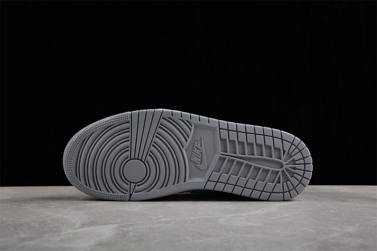 Jordan 1 Low SE Just Skate University Blue