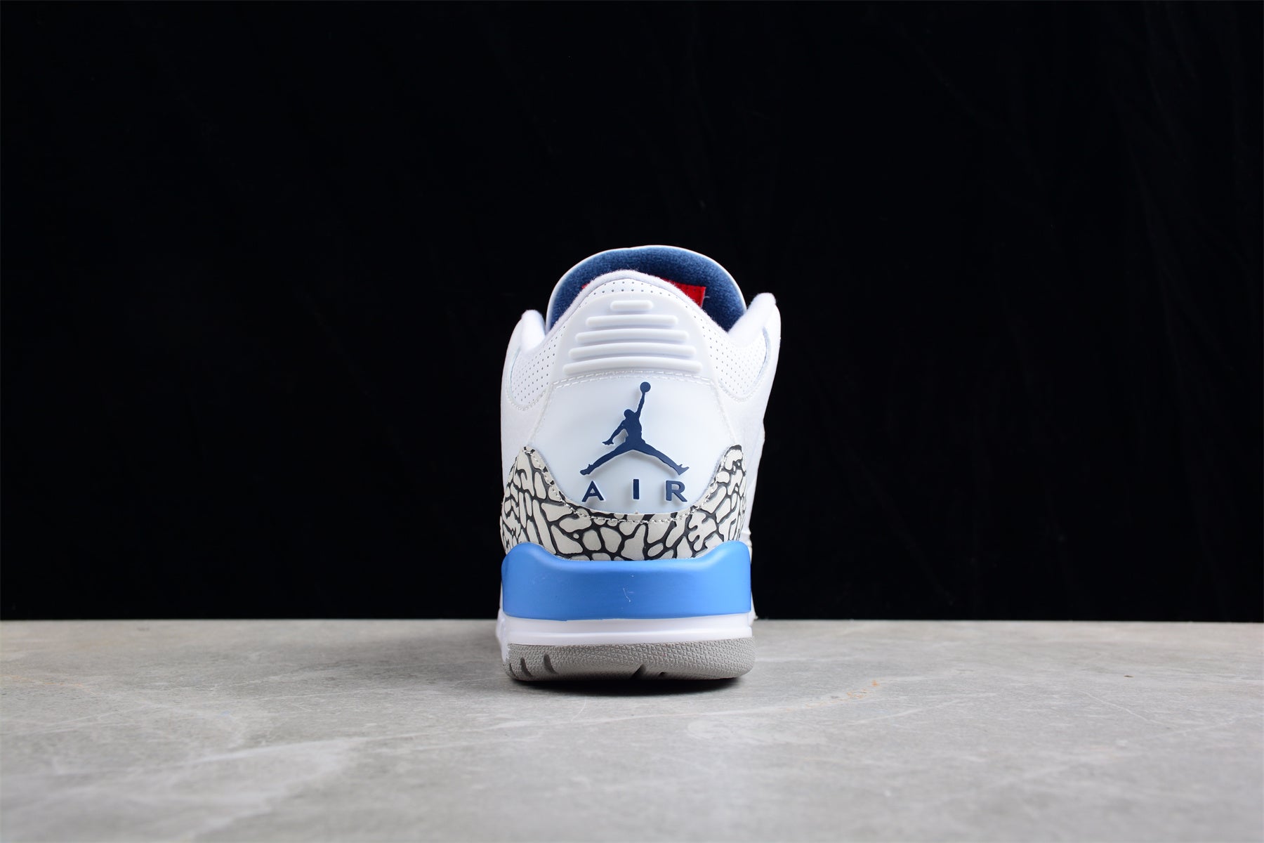 Jordan 3 Retro UNC