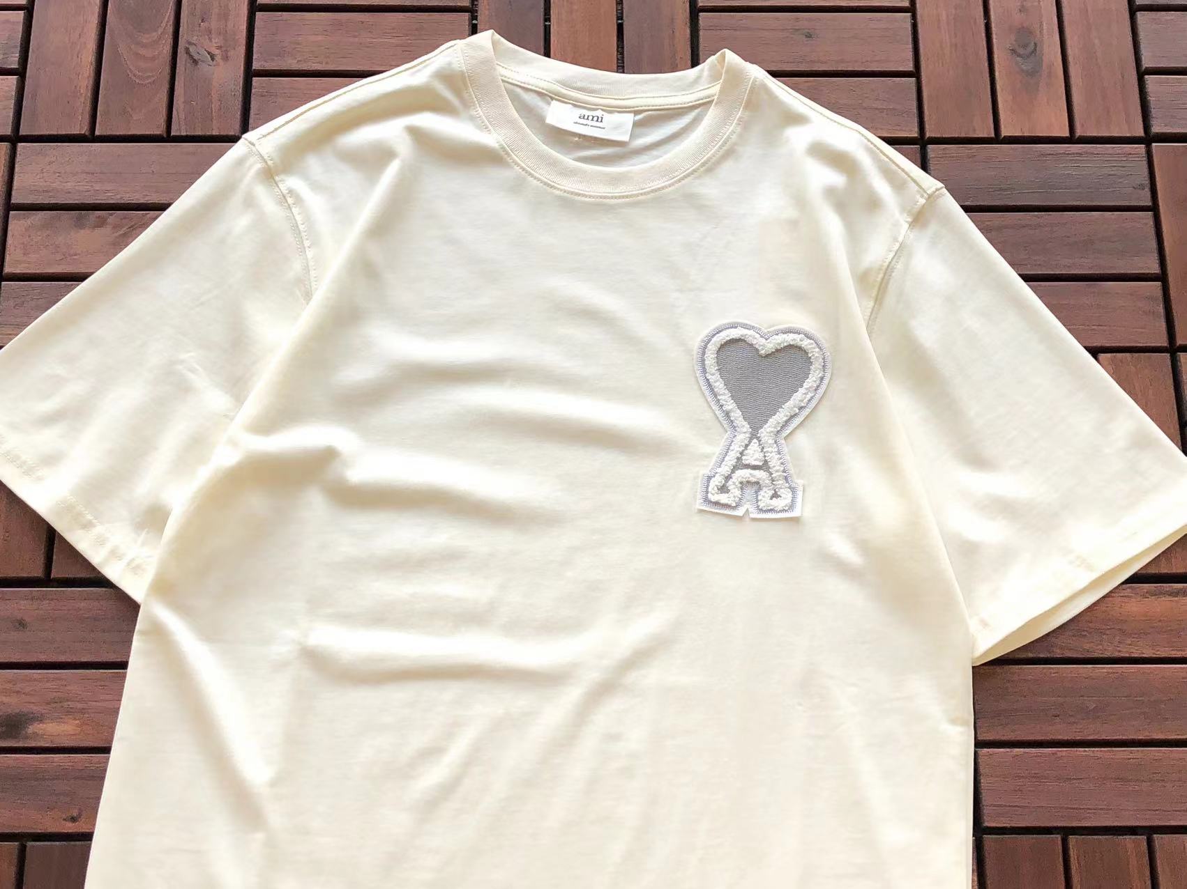 T-Shirt Ami Paris