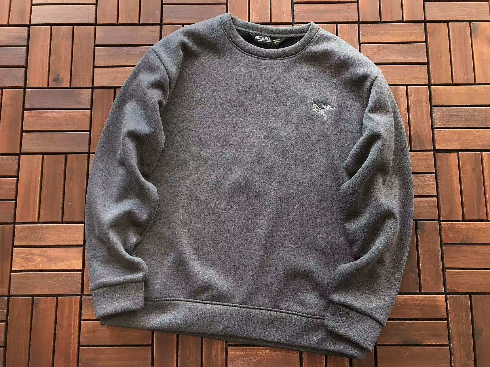 Arc'teryx Sweat