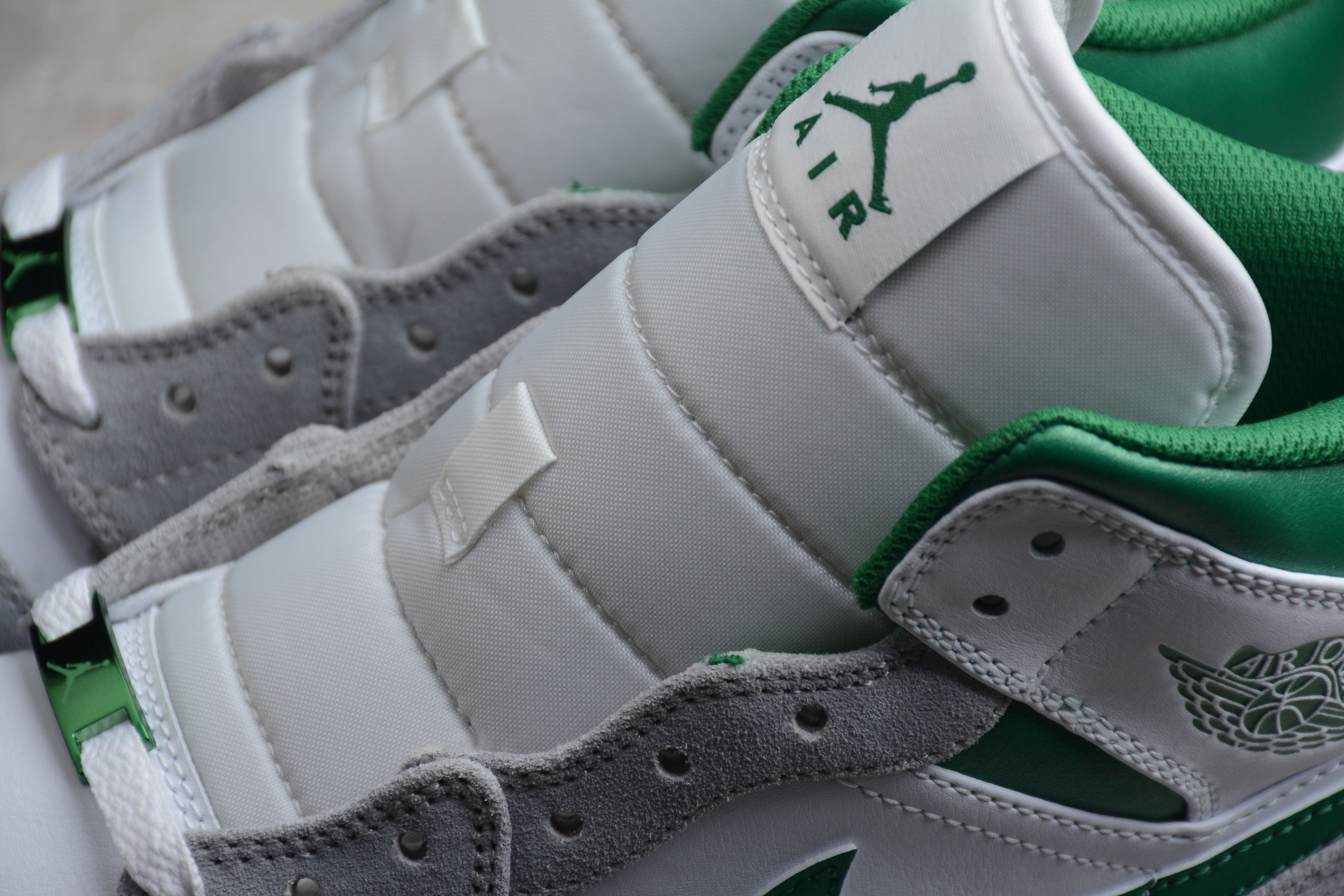 Jordan 1 Mid SE Grey Green