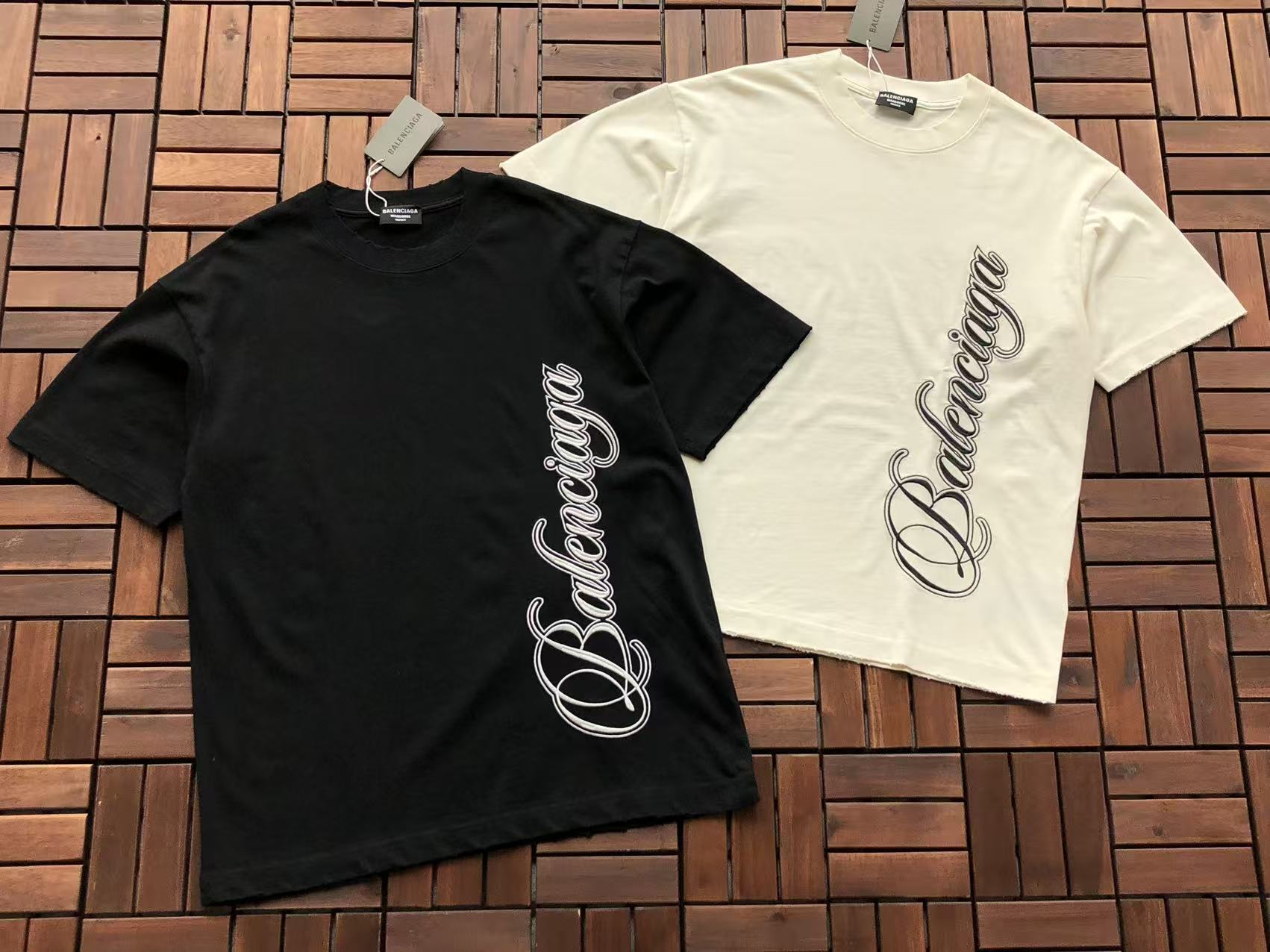 T-Shirt Balenciaga