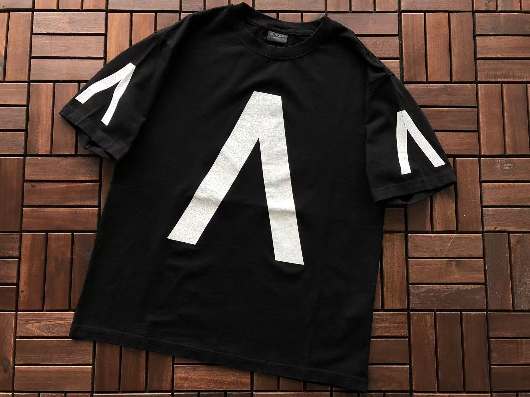 T-Shirt Balenciaga