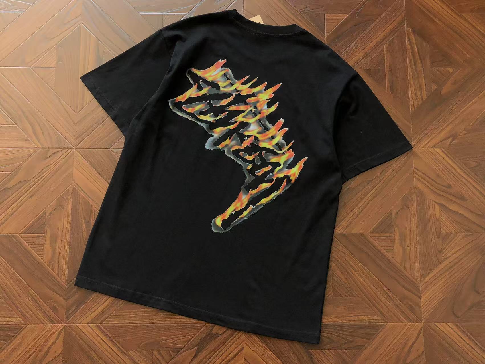 T-Shirt Stussy