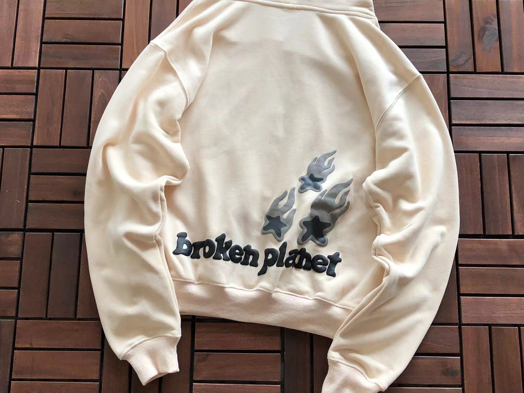 Broken Planet Hoodie "heartless love"
