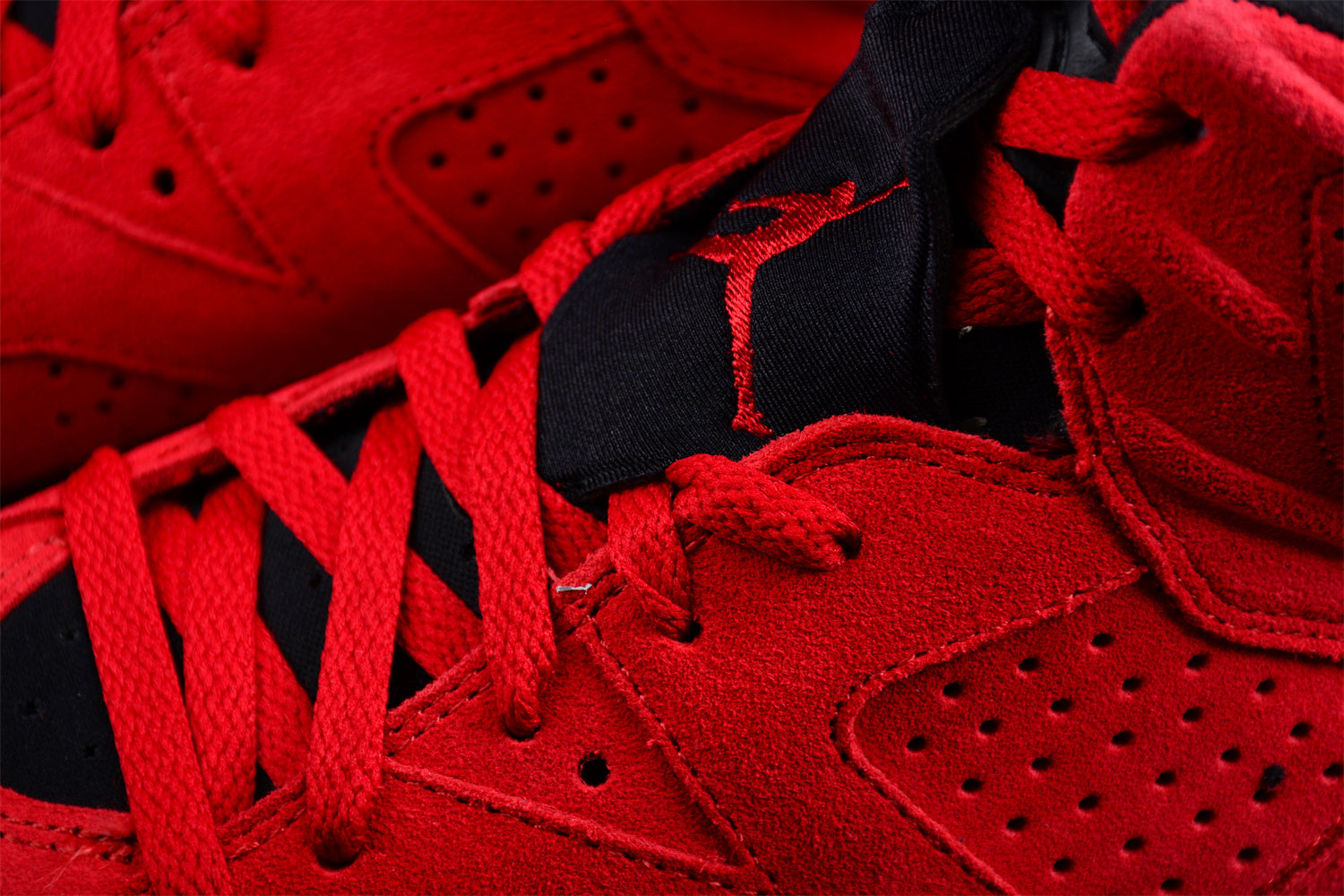 Jordan 6 Retro Toro Bravo