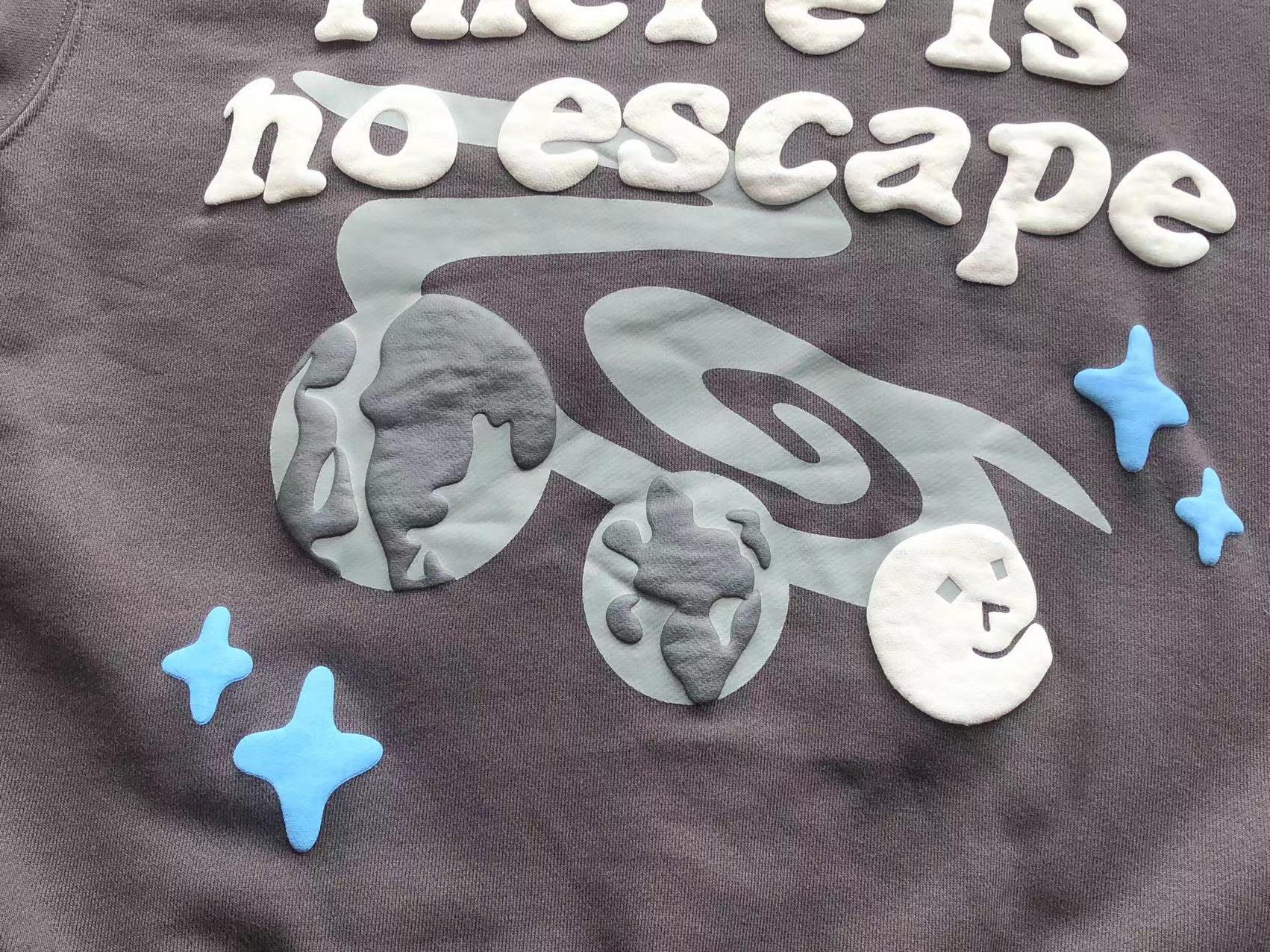 Broken Planet Hoodie "there is no escape"