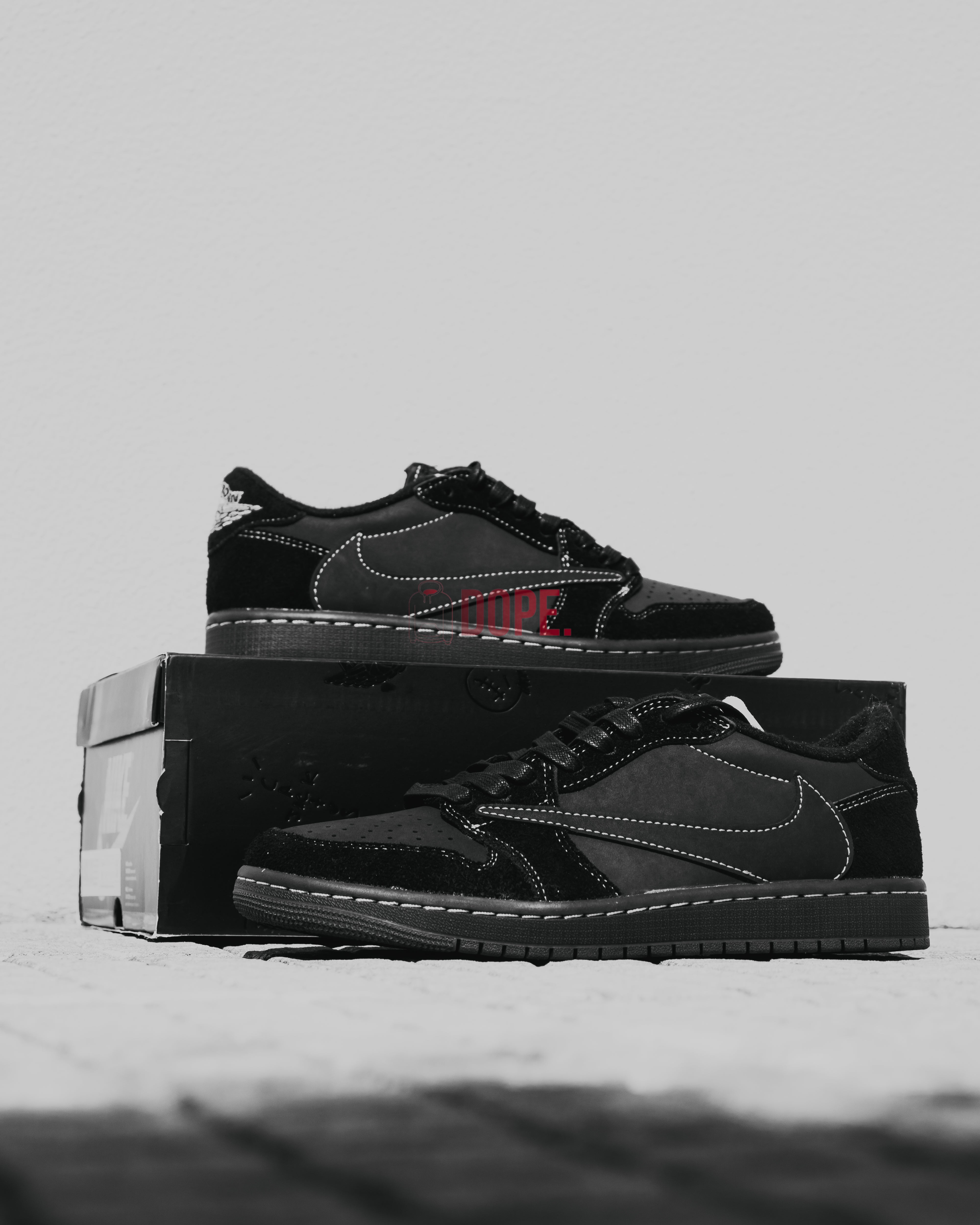 Jordan 1 Retro Low OG SP Travis Scott Black Phantom