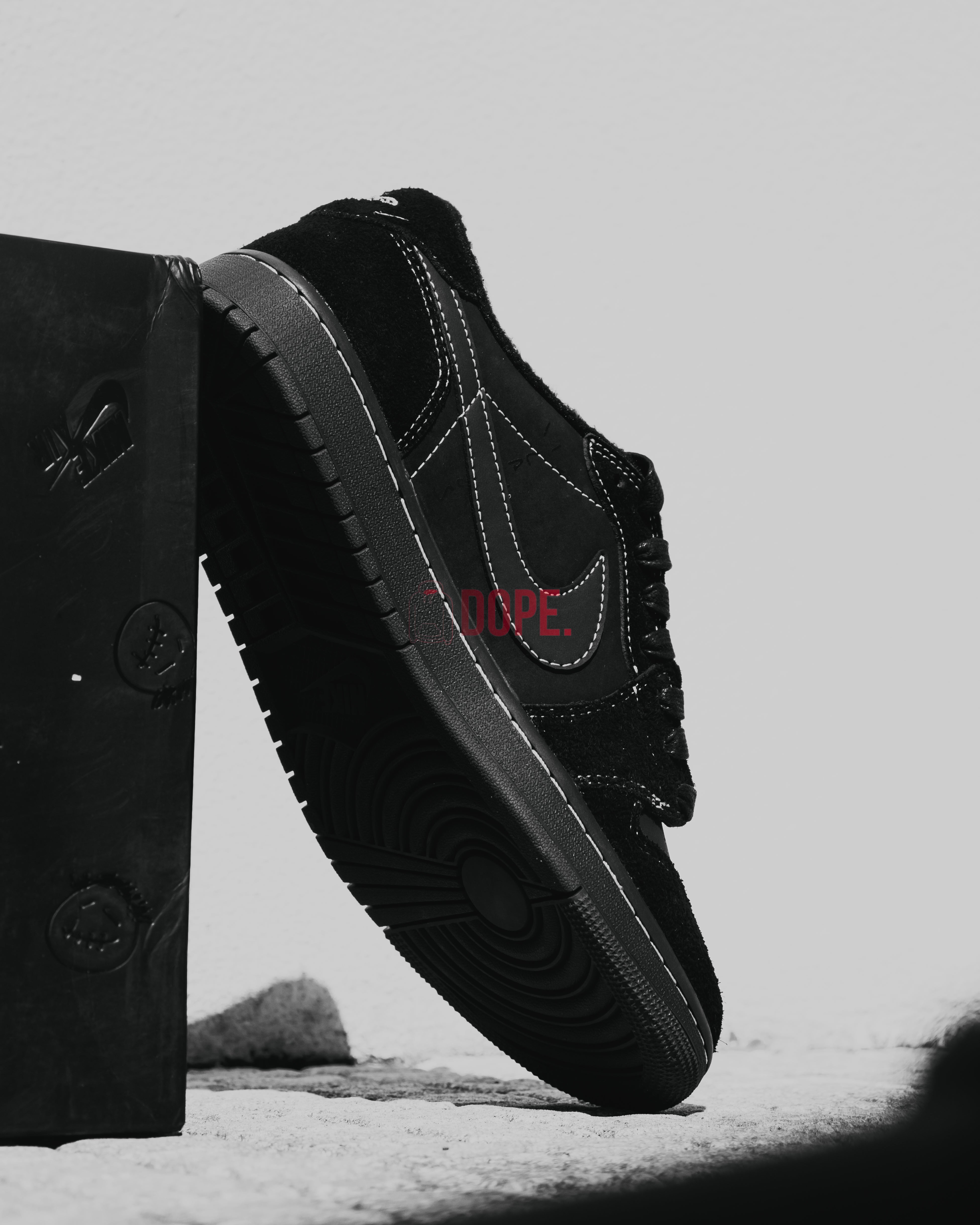 Jordan 1 Retro Low OG SP Travis Scott Black Phantom