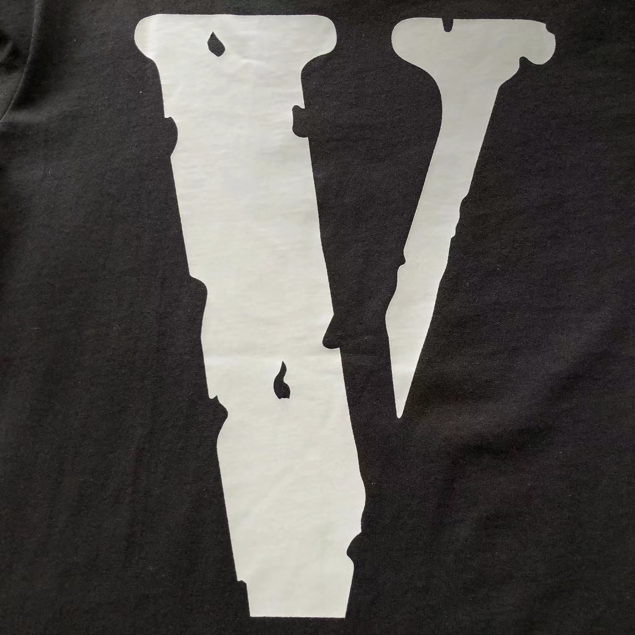 T-Shirt VLone
