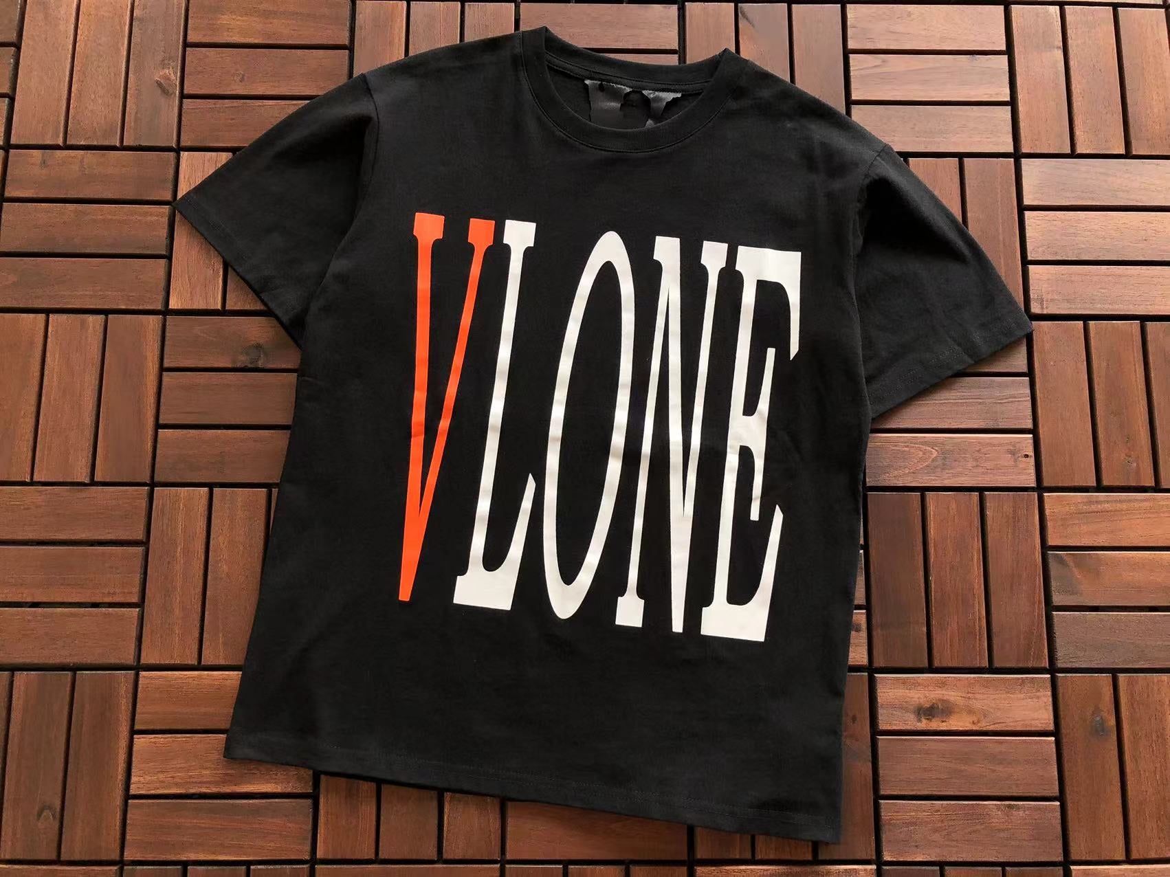 T-Shirt VLone