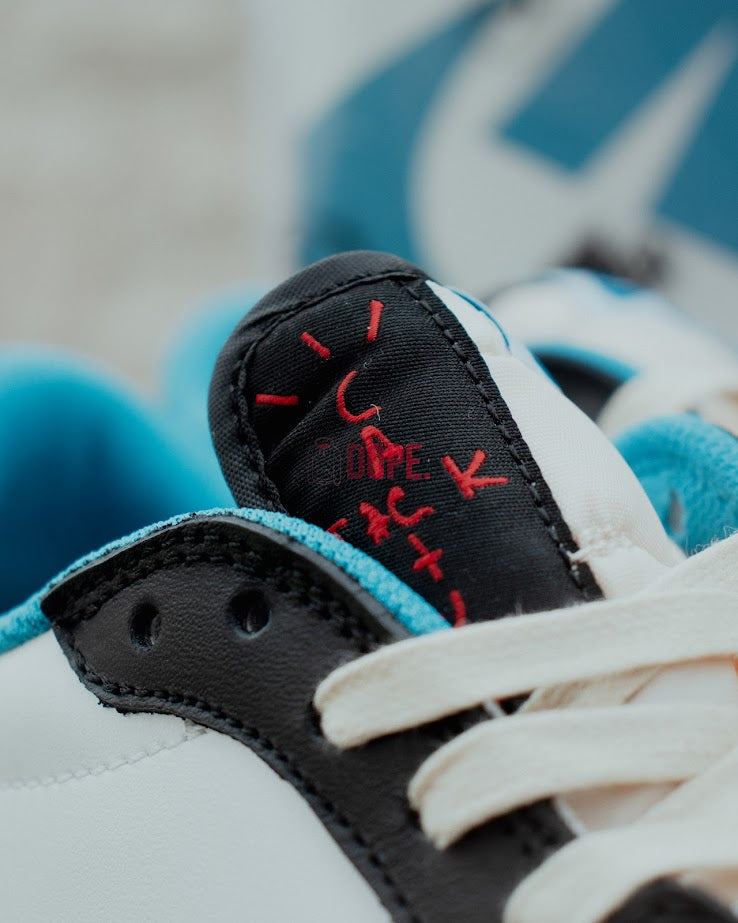 Jordan 1 Retro Low OG SP Fragment x Travis Scott