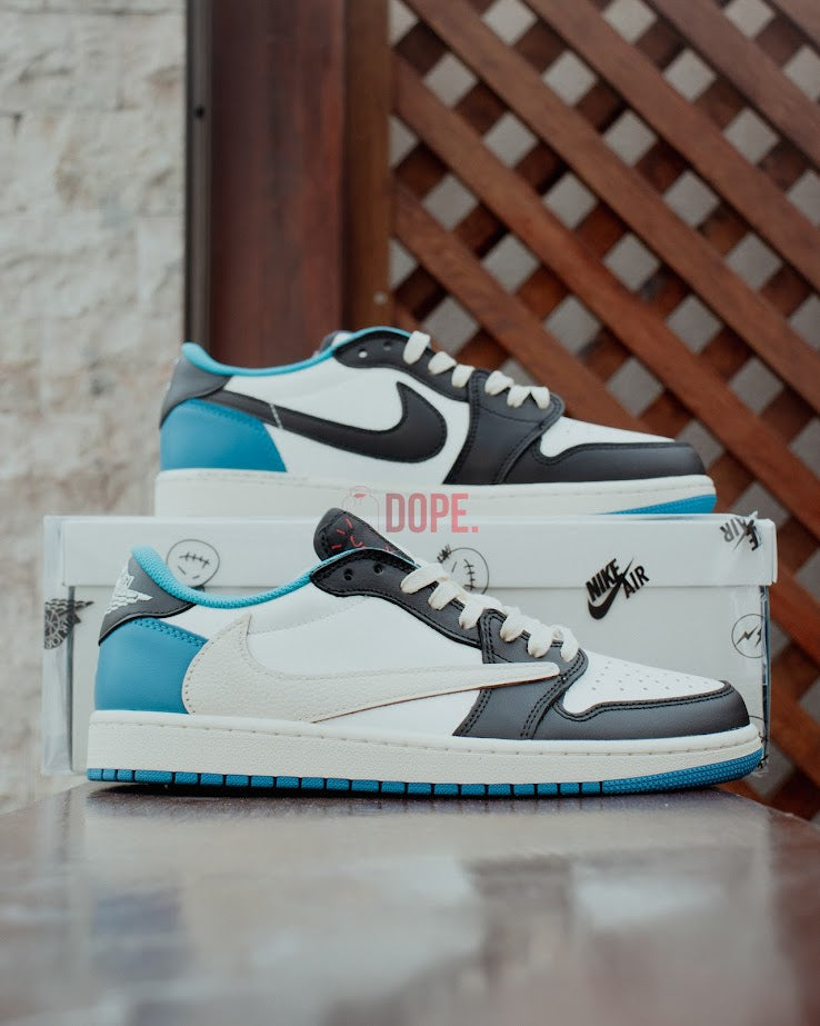 Jordan 1 Retro Low OG SP Fragment x Travis Scott