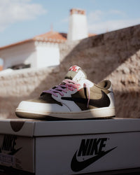 Jordan 1 Retro Low OG SP Travis Scott Medium Olive