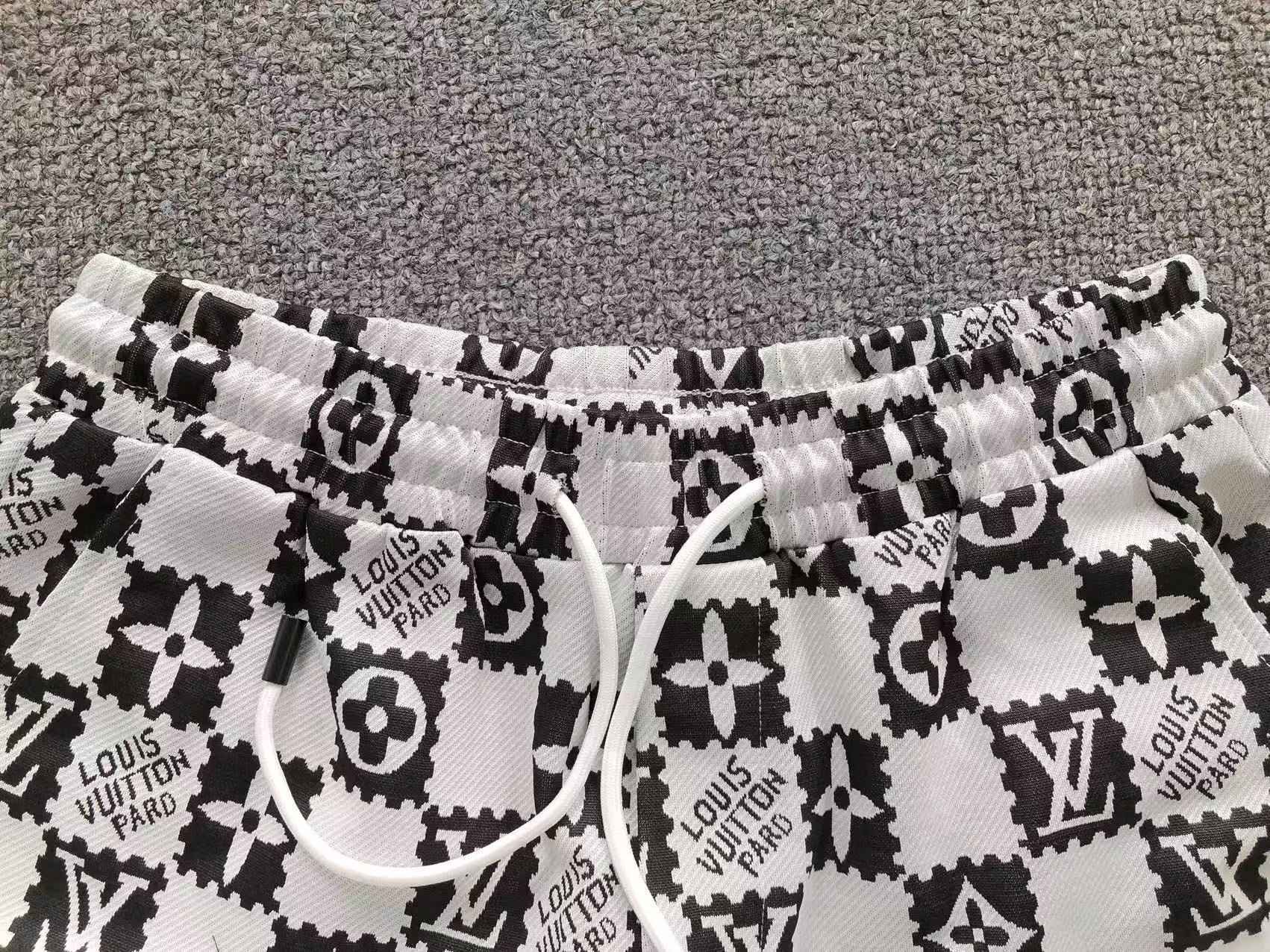 Louis Vuitton Short