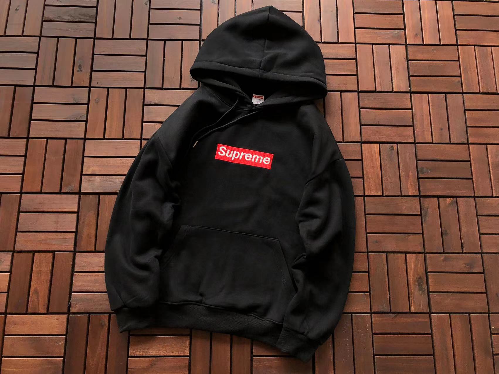 Supreme Hoodie
