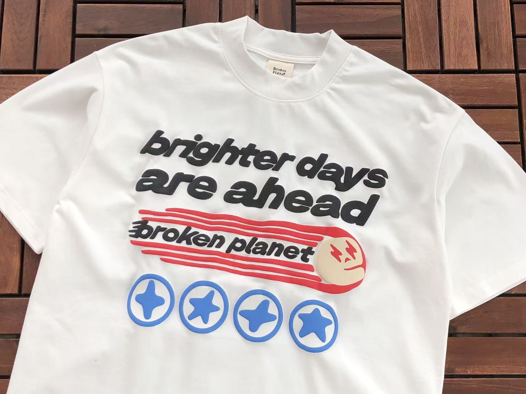 T-Shirt Broken Planet