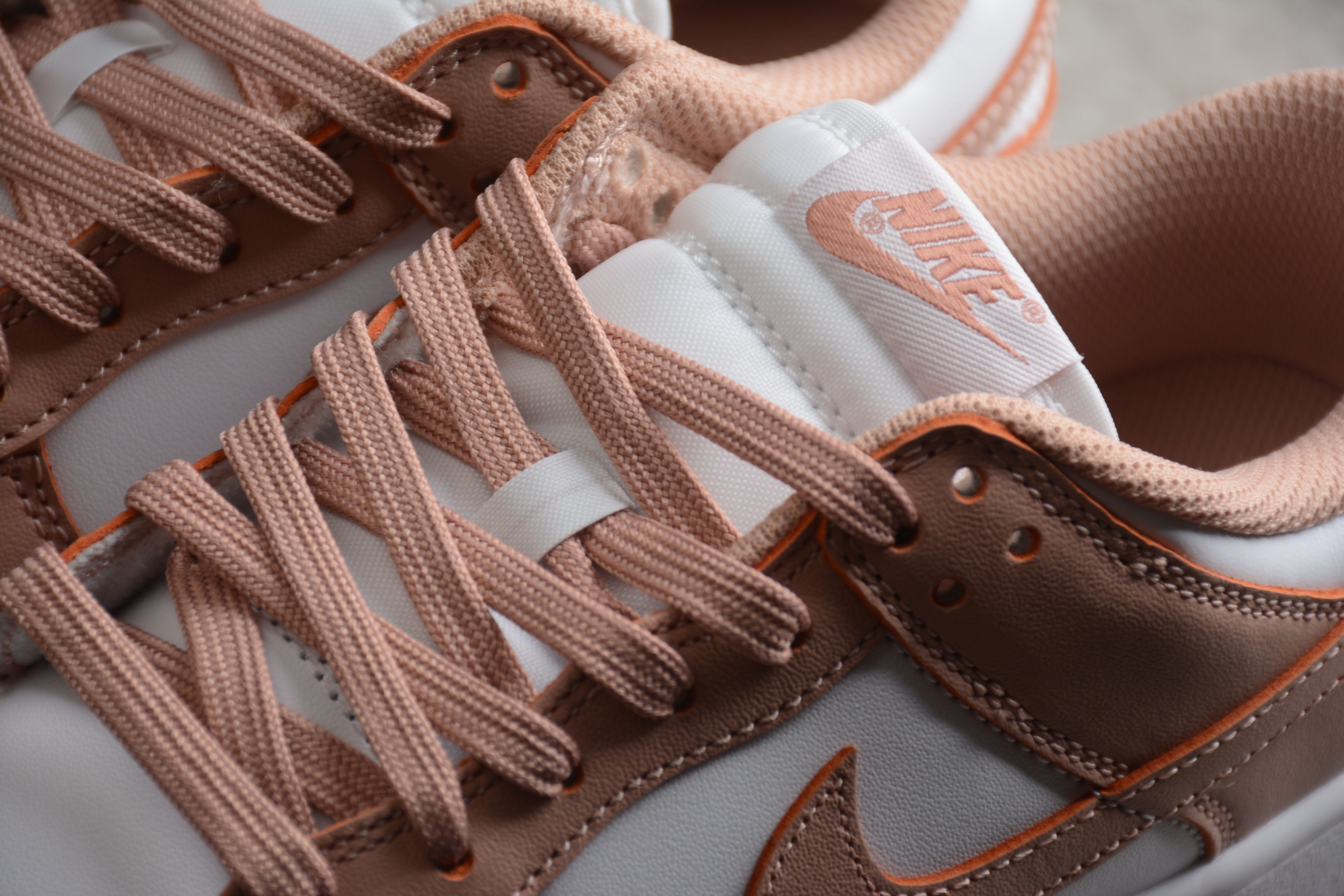 Nike Dunk Rose Whisper