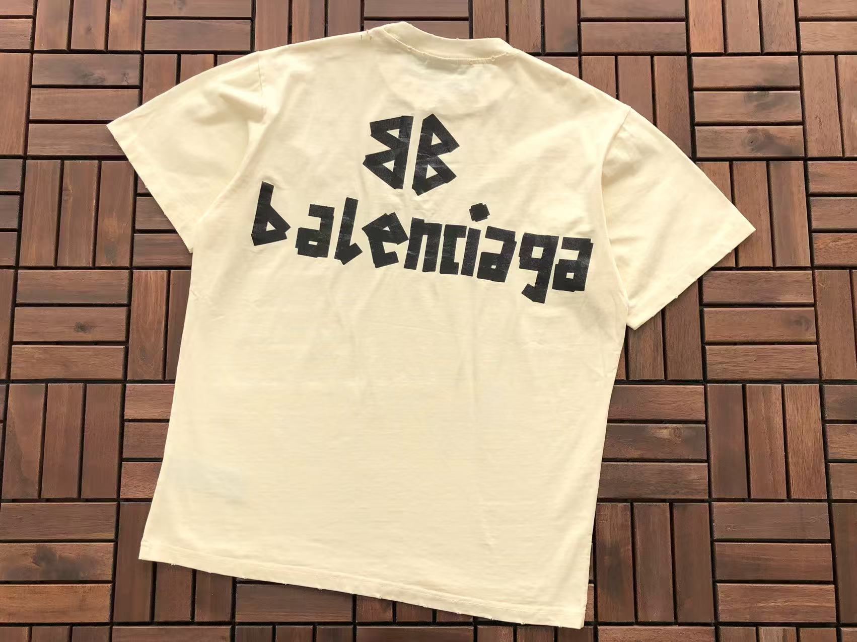 T-Shirt Balenciaga