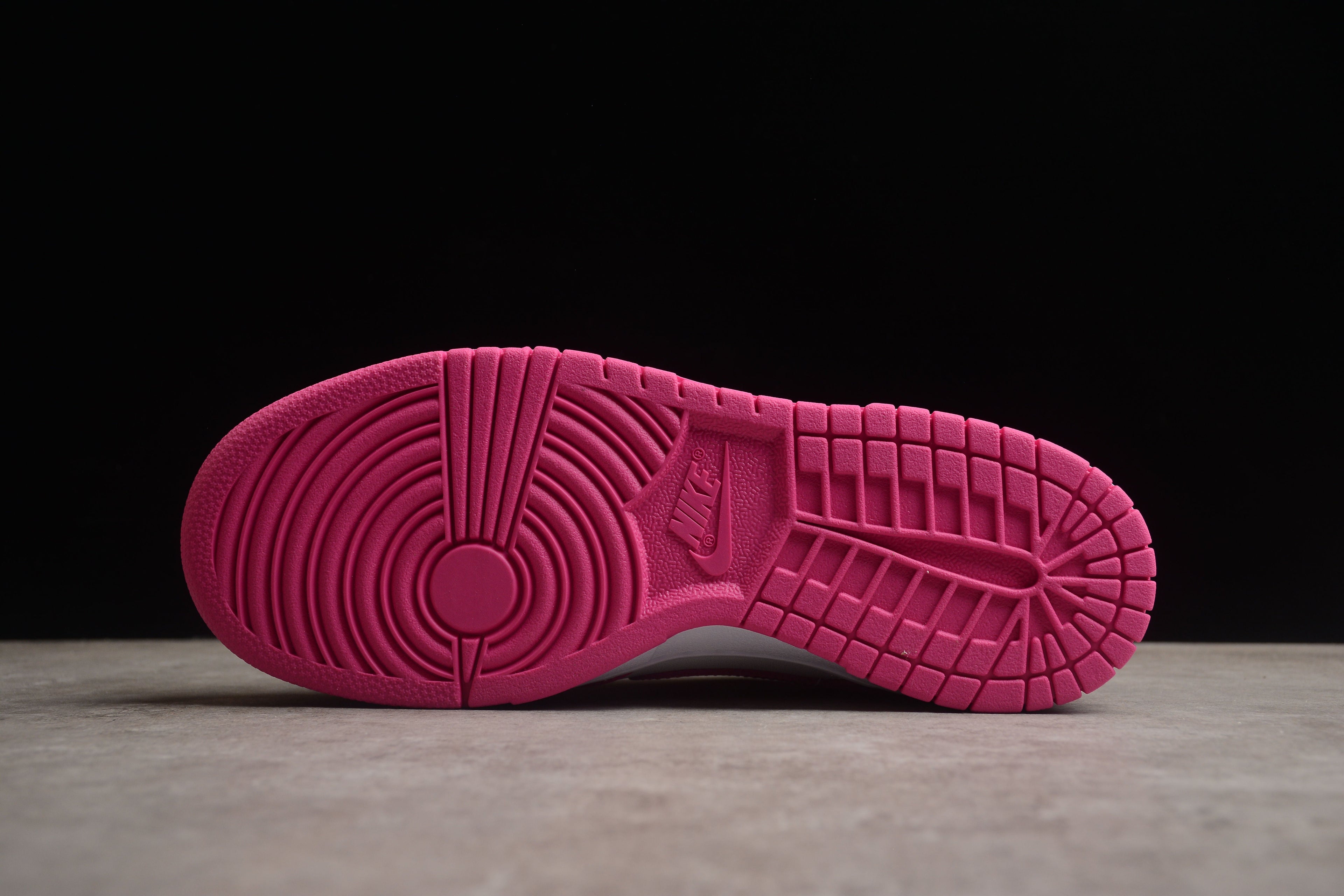 Nike Dunk Active Fuchsia