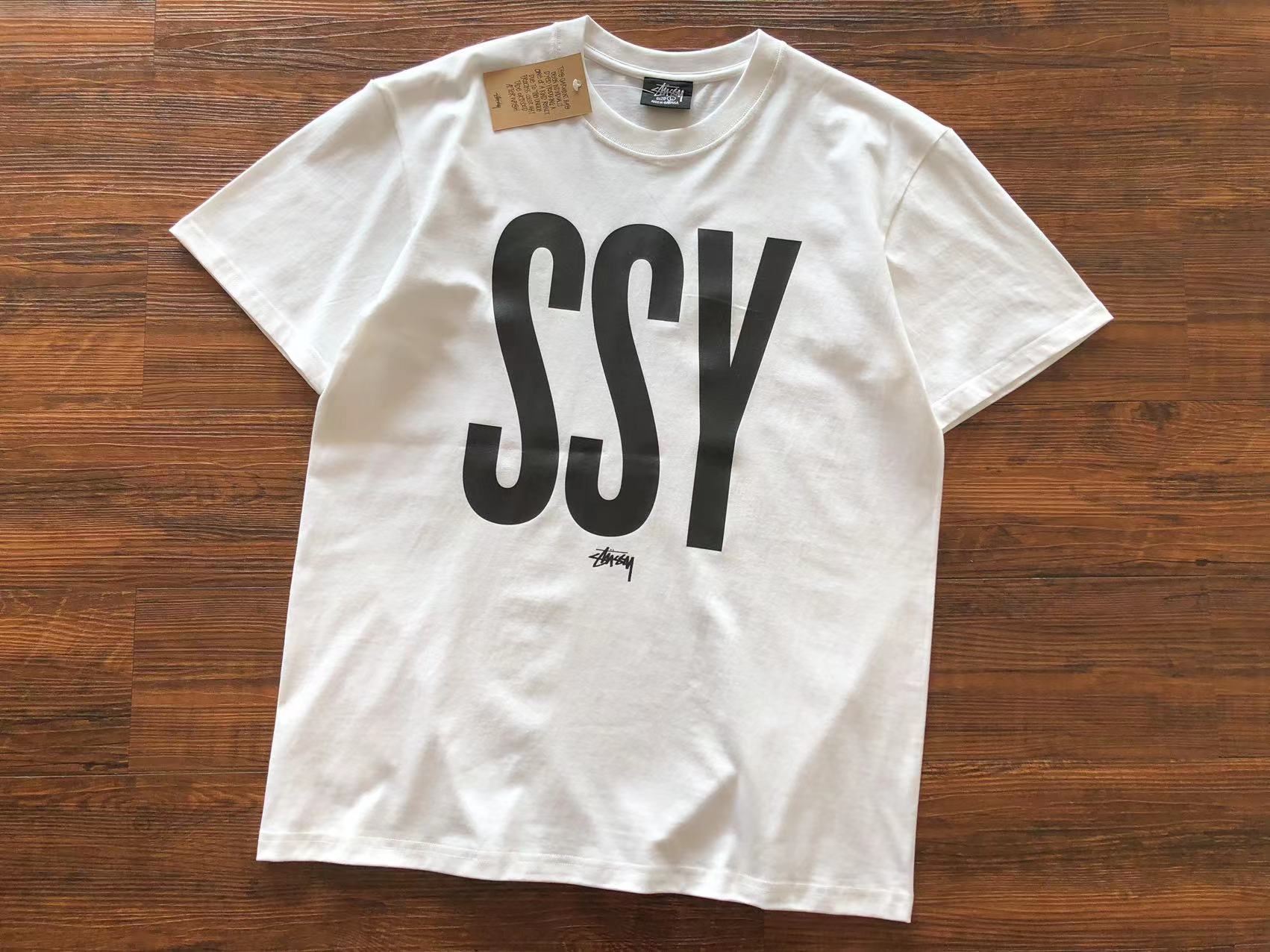T-Shirt Stussy