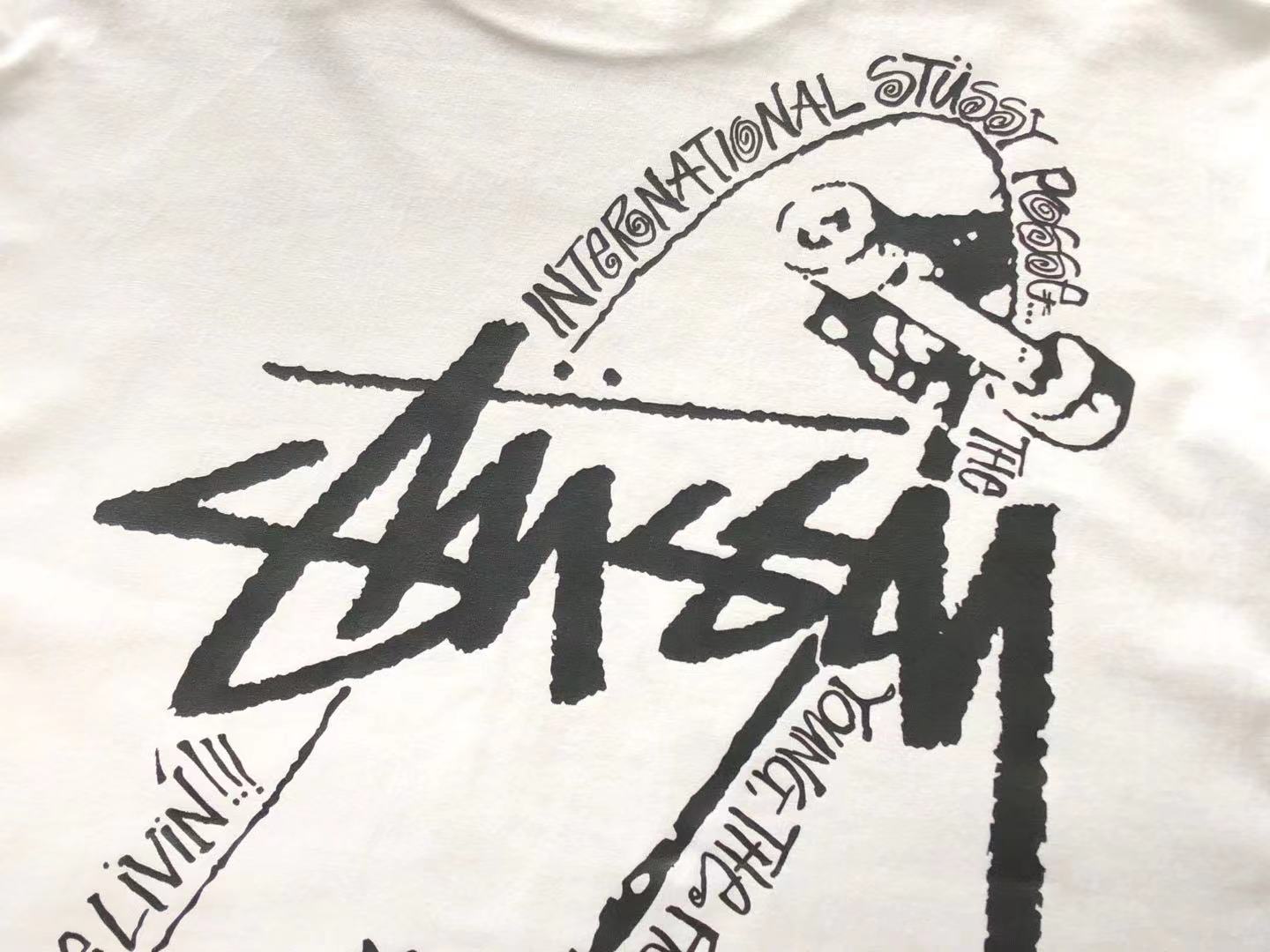 T-Shirt Stussy