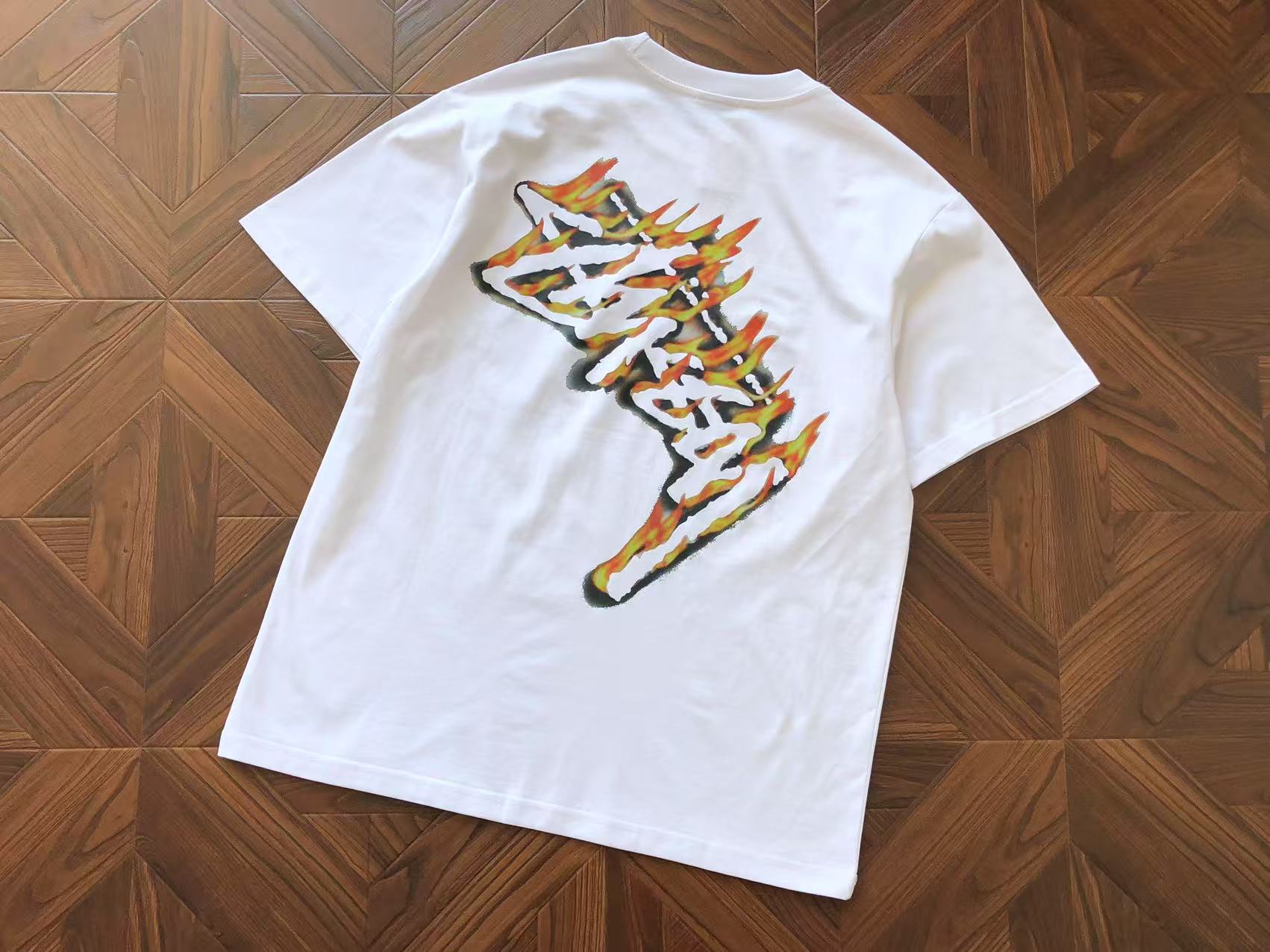 T-Shirt Stussy