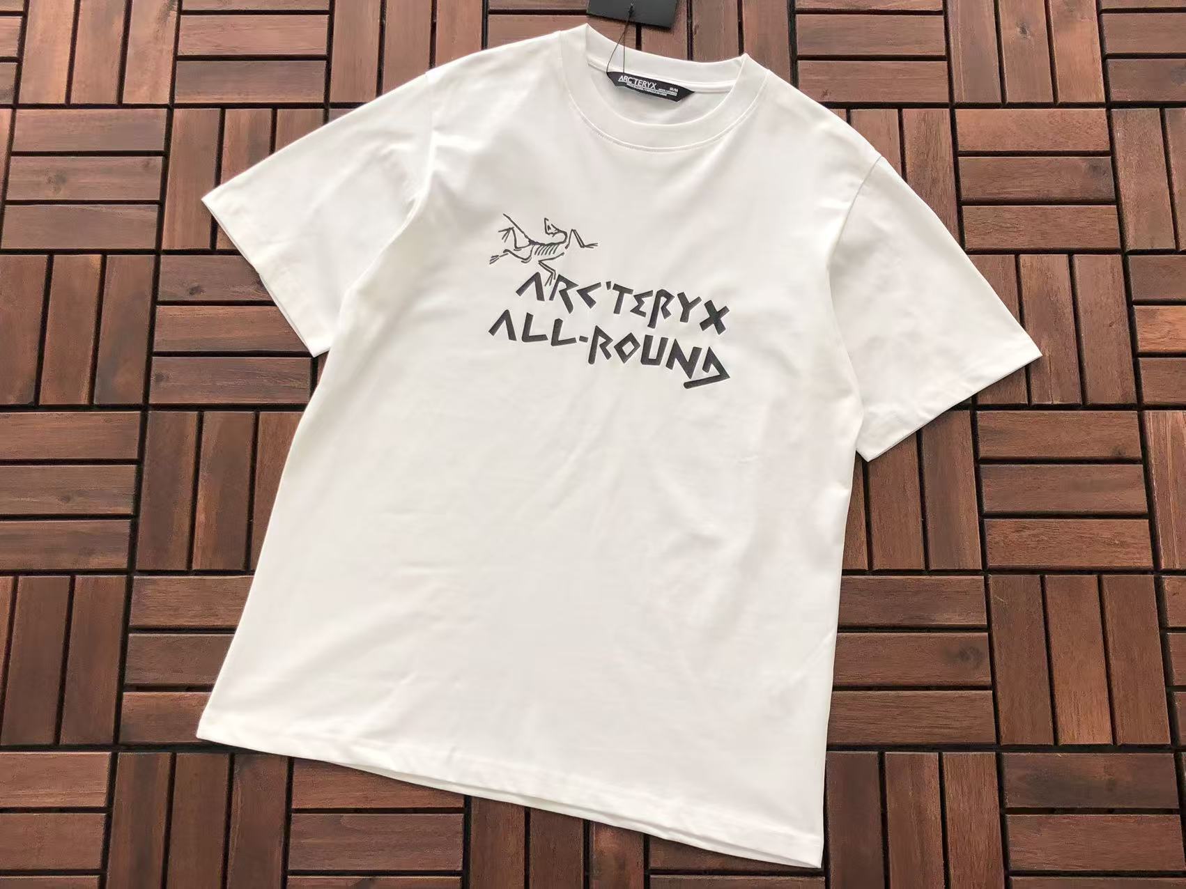 Arc'teryx T-Shirt
