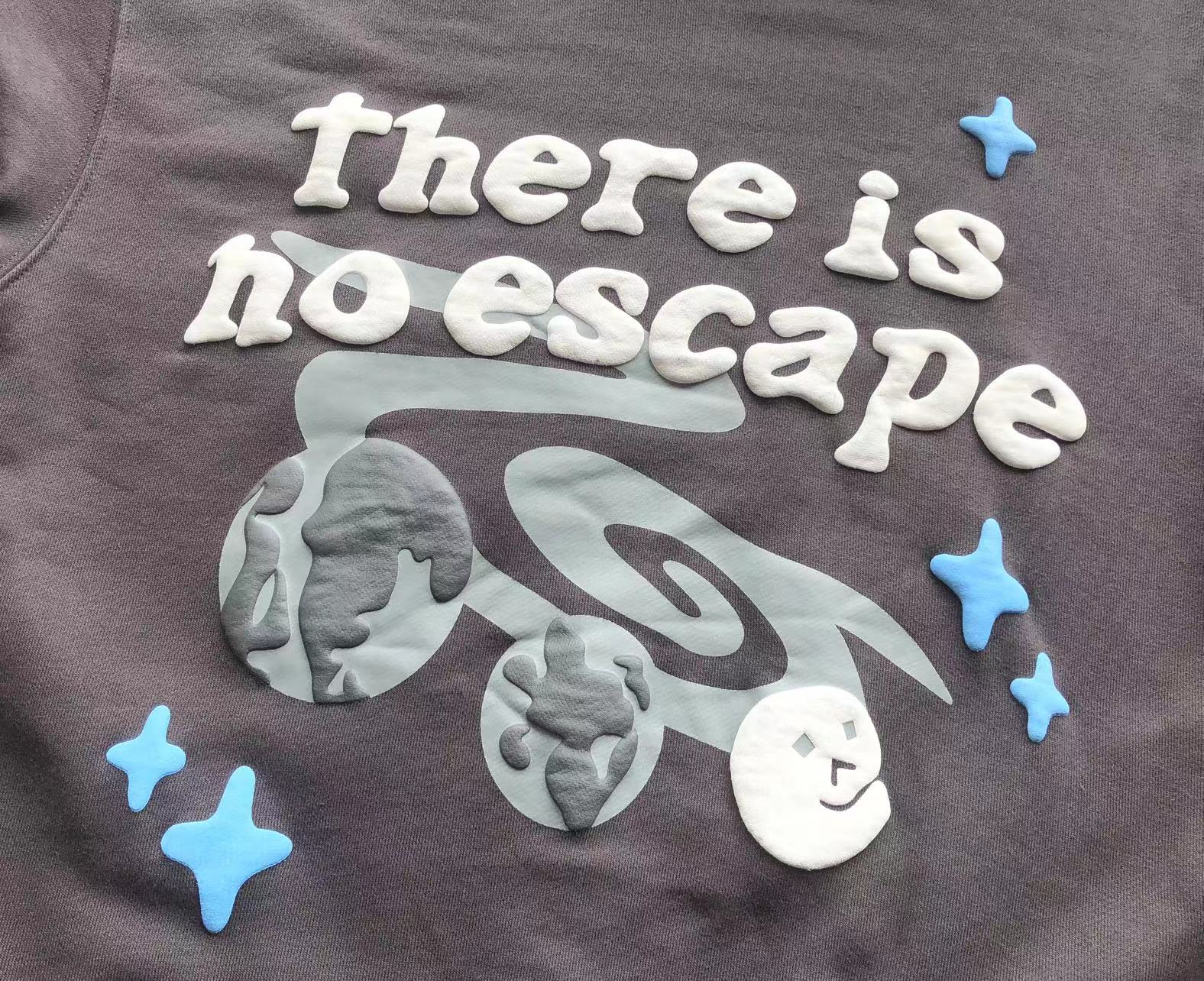 Broken Planet Hoodie "there is no escape"