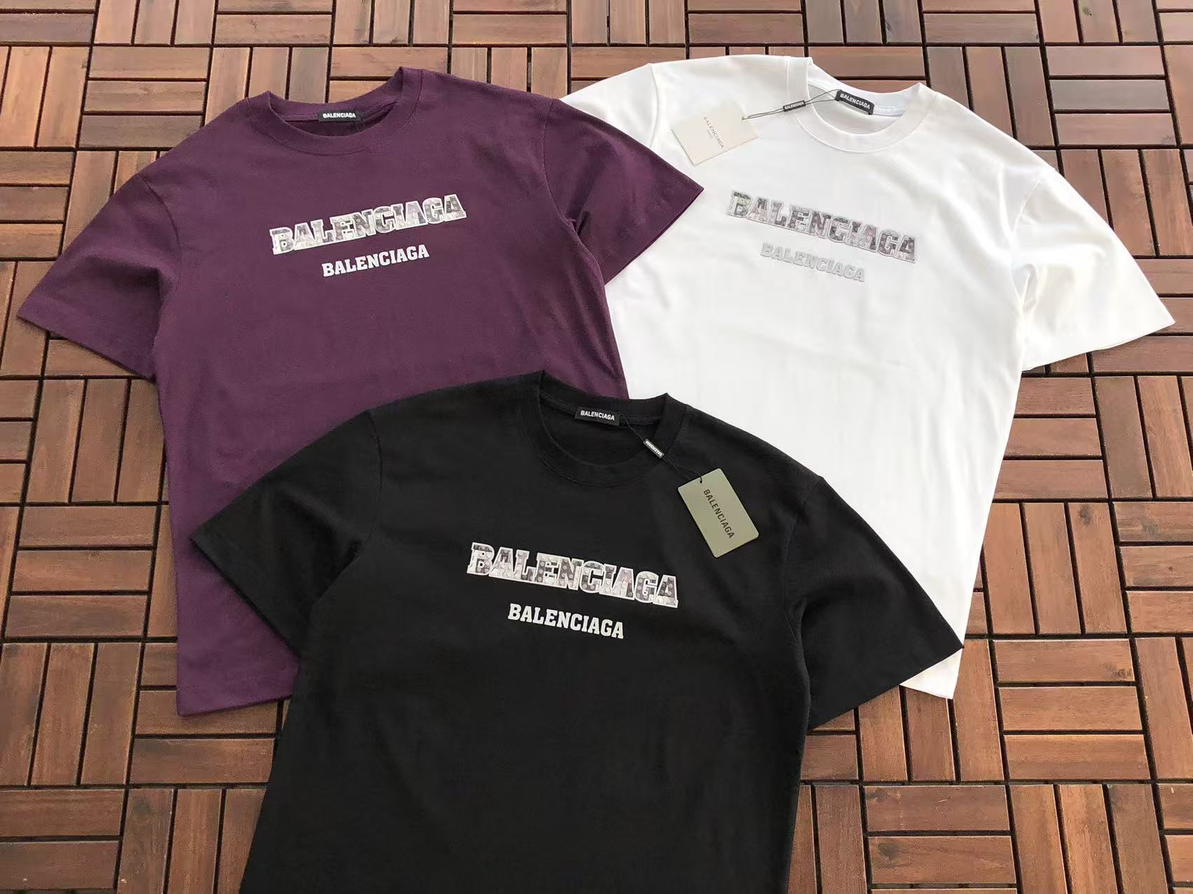 T-Shirt Balenciaga